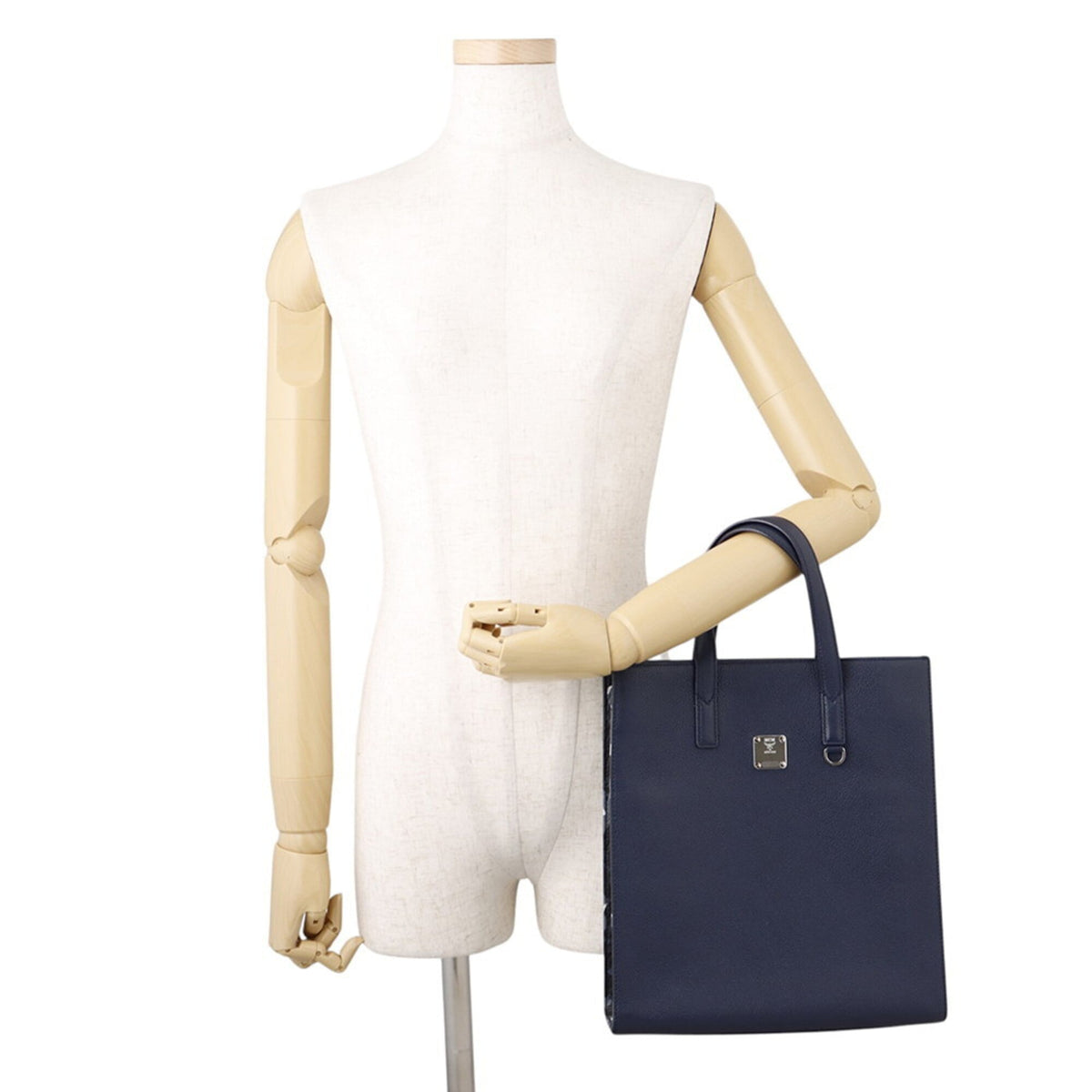 Mcm Navy Leather Handbag Tote Bag (Pre-Owned)