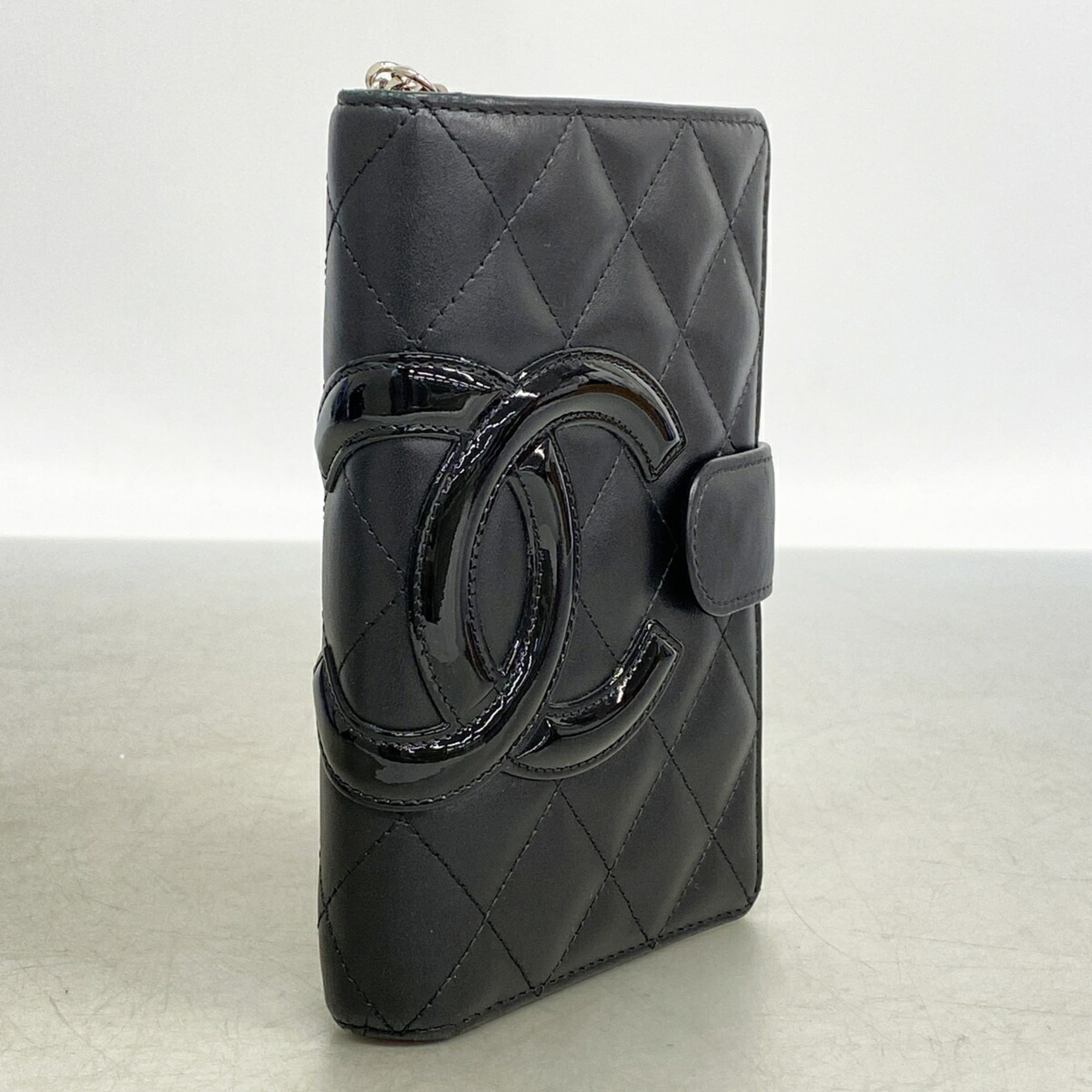 Chanel Black Leather Wallet (Bi-Fold) (Pre-Owned)