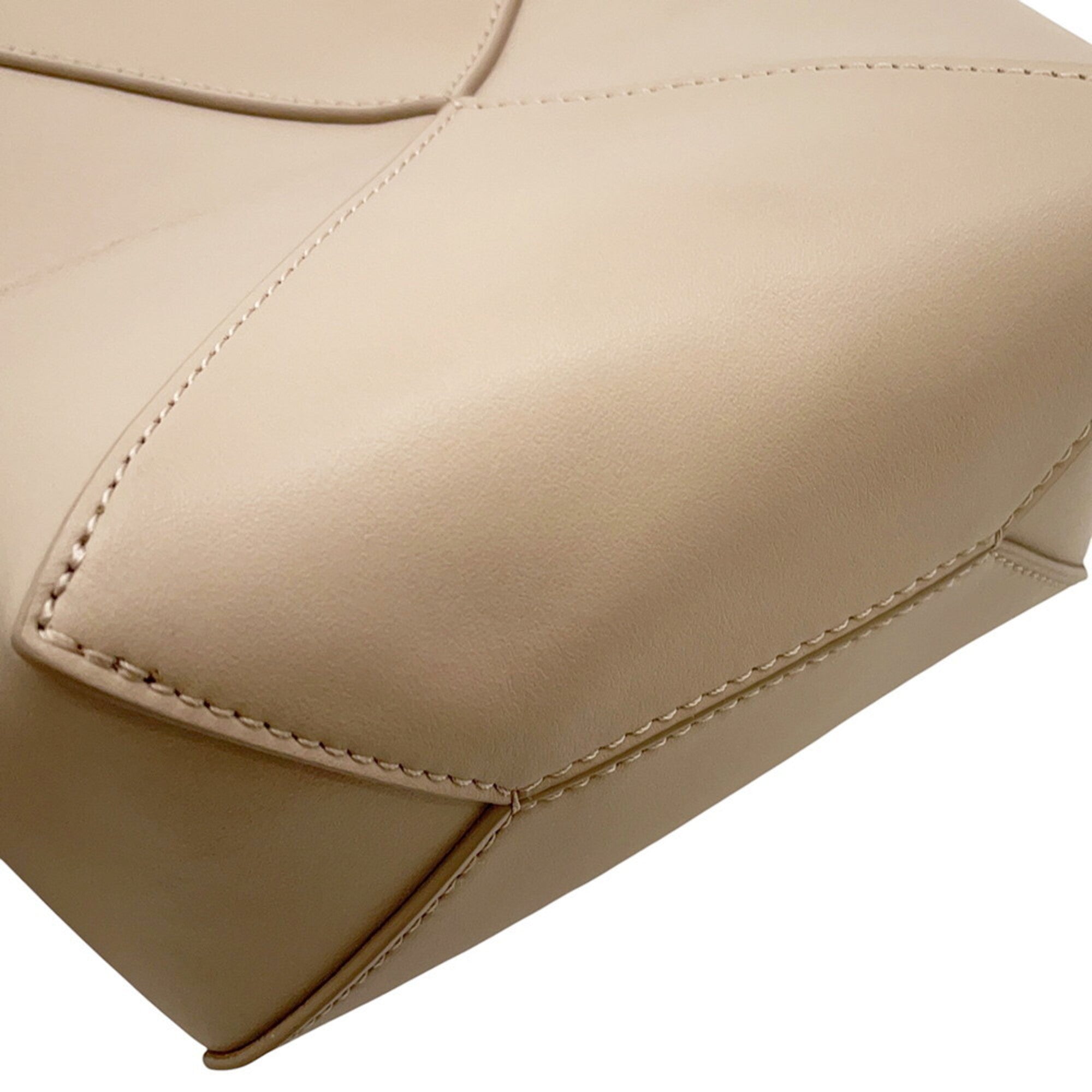 Loewe Sand Leather Handbag Tote Bag (Pre-Owned)