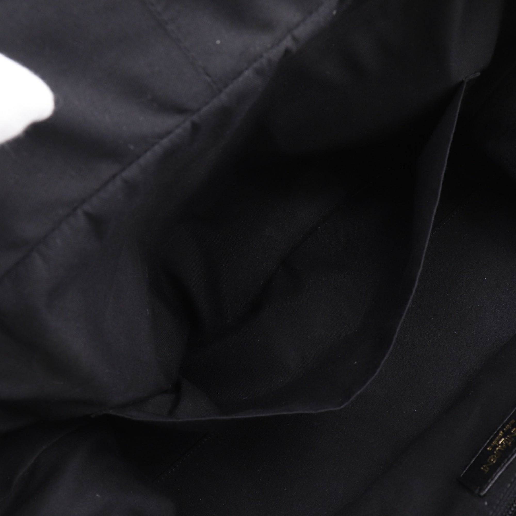 Yves Saint Laurent Black Leather Boston Bag (Pre-Owned)