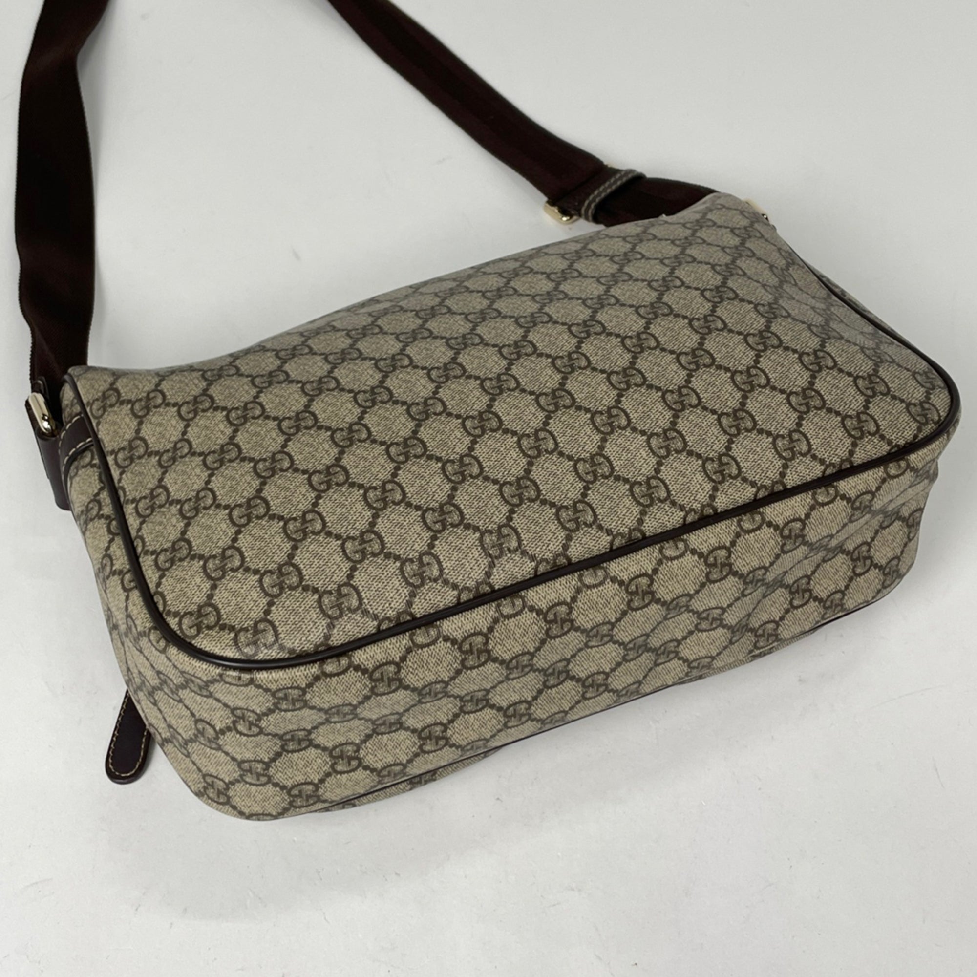 Gucci Brown Coated Canvas Leather Shoulder Bag (Pre-Owned)