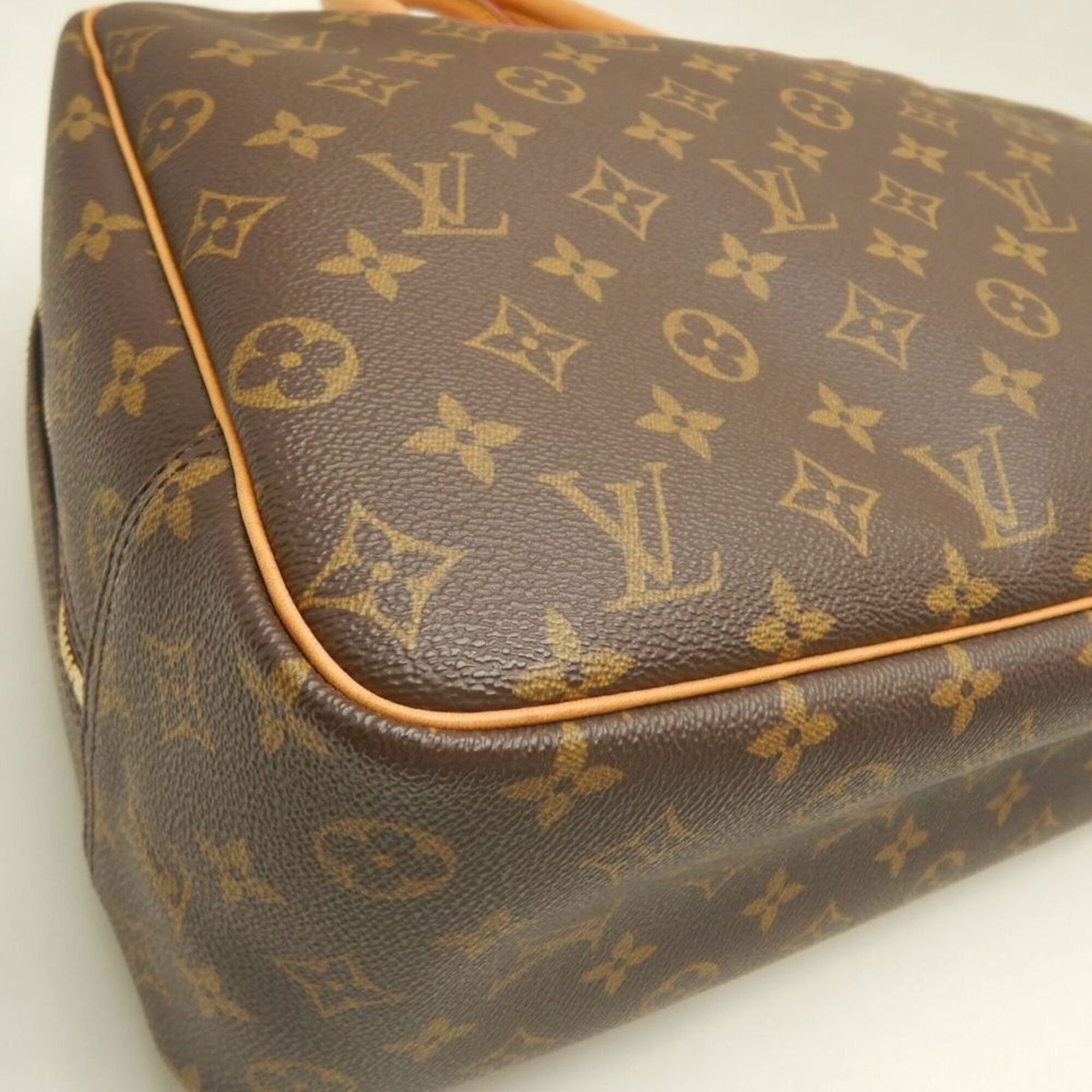 Louis Vuitton Monogram Brown Monogram Handbag (Pre-Owned)