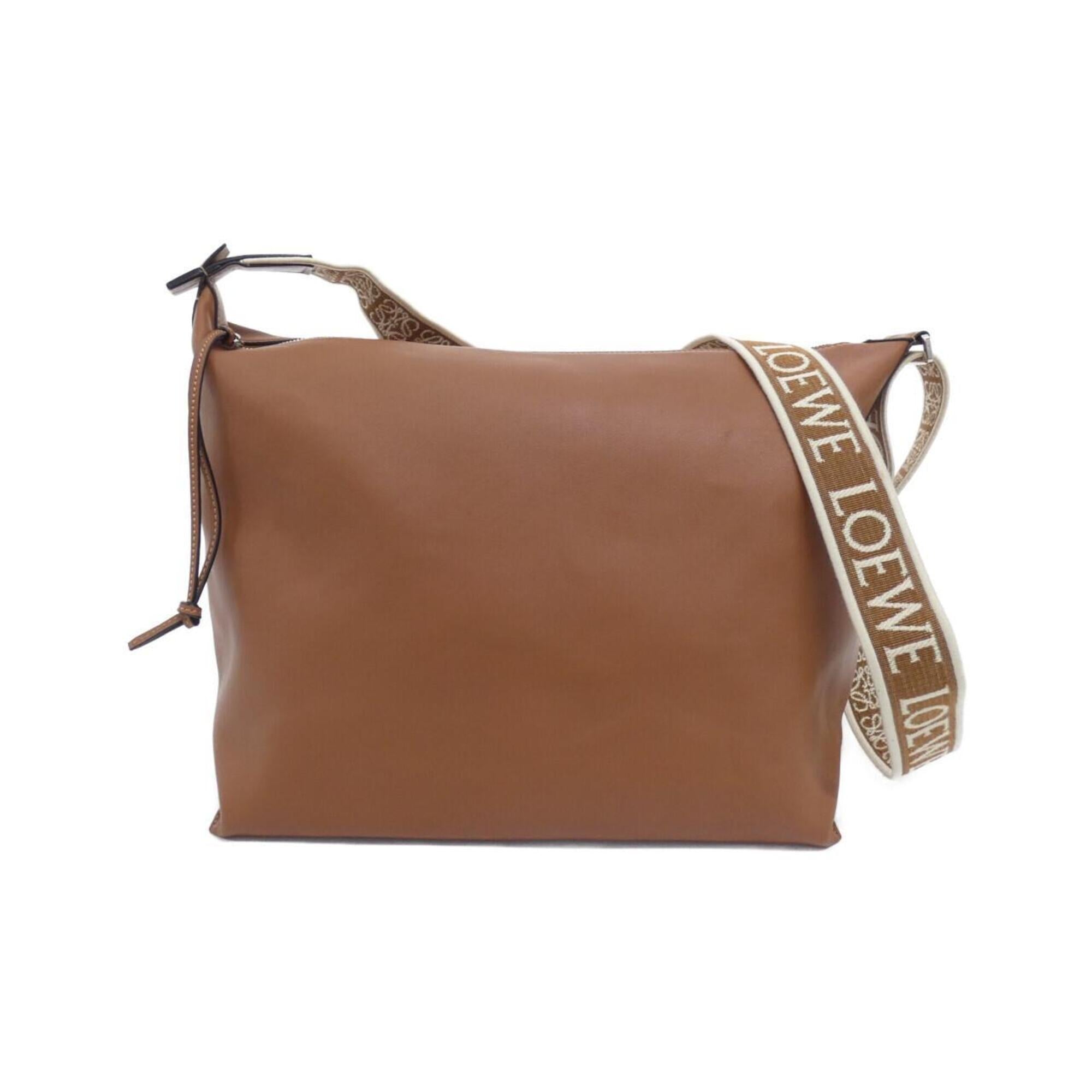 Loewe Beige Leather Shoulder Bag (Pre-Owned)