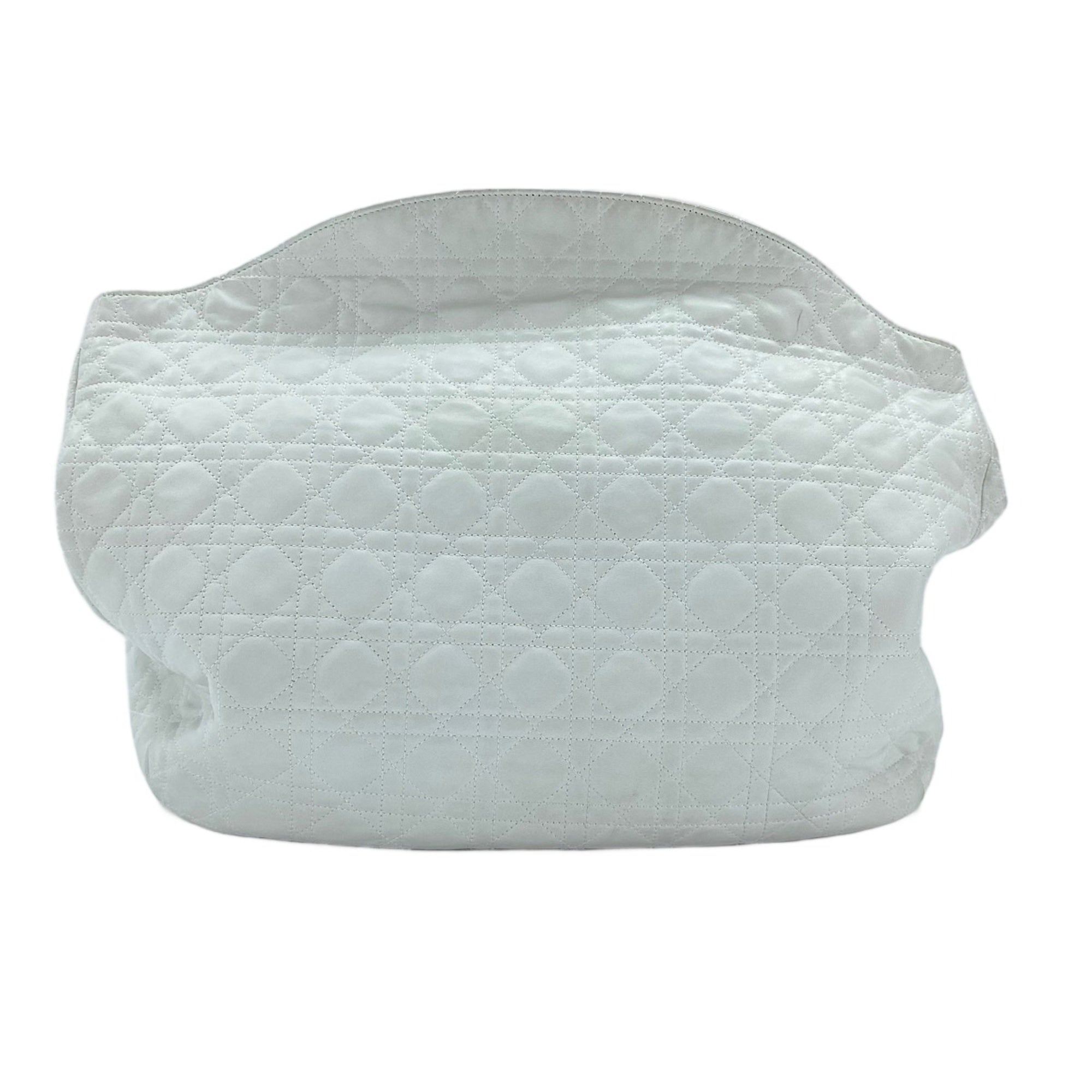 Christian Dior White Shoulder Bag (Pre-Owned)
