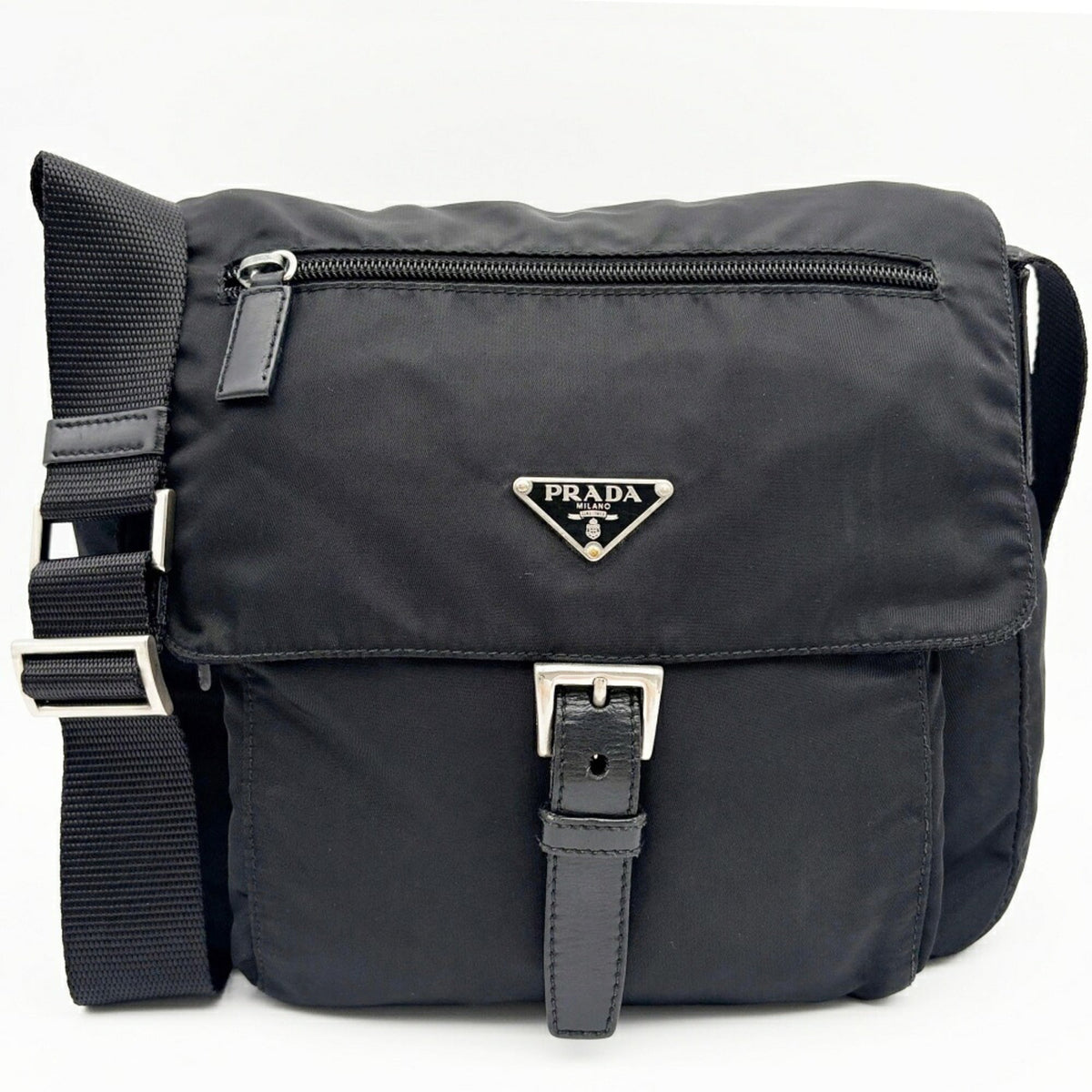 Prada Black Nylon Leather Shoulder Bag (Pre-Owned)