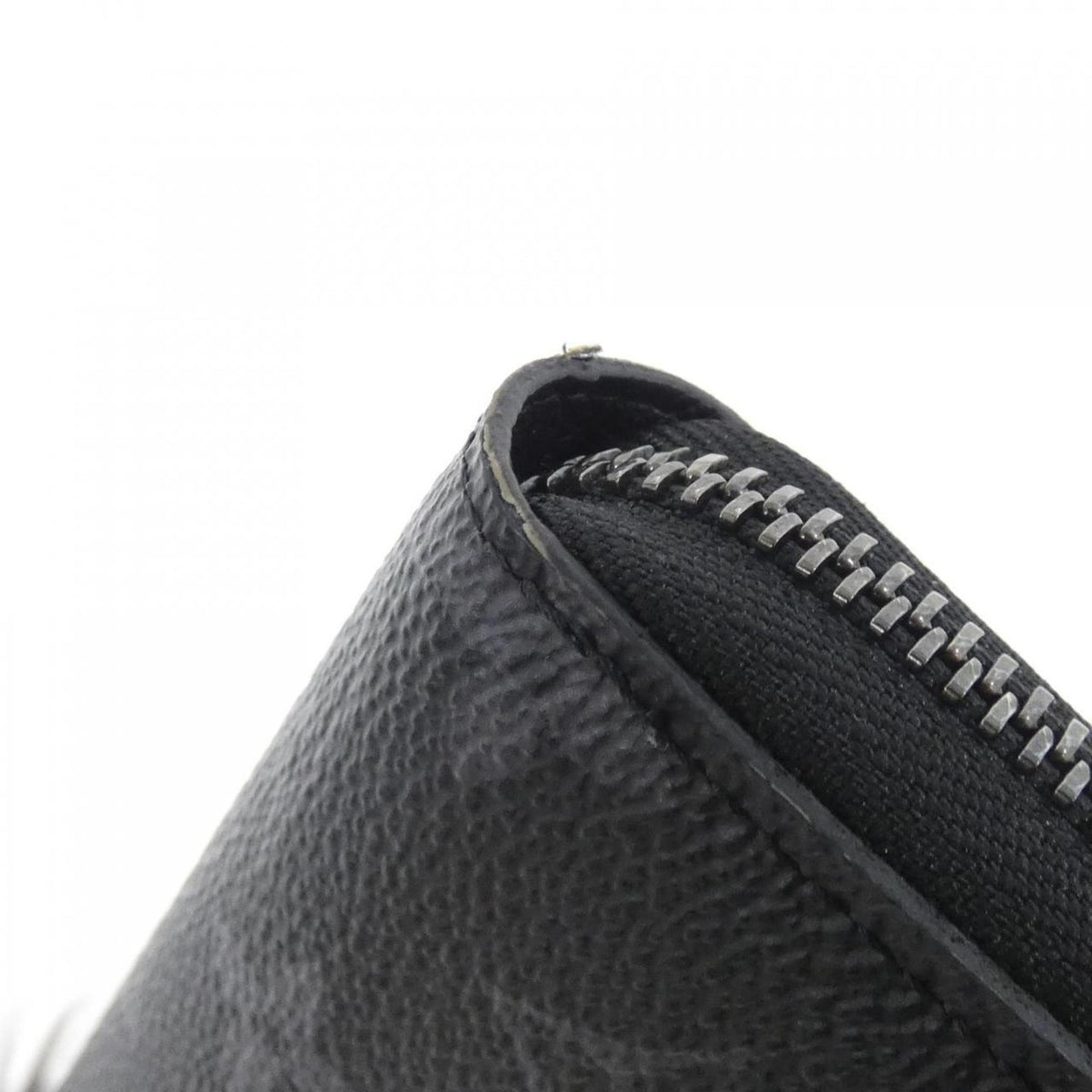 Louis Vuitton Black Coated Canvas Long Wallet (Bi-Fold) (Pre-Owned)