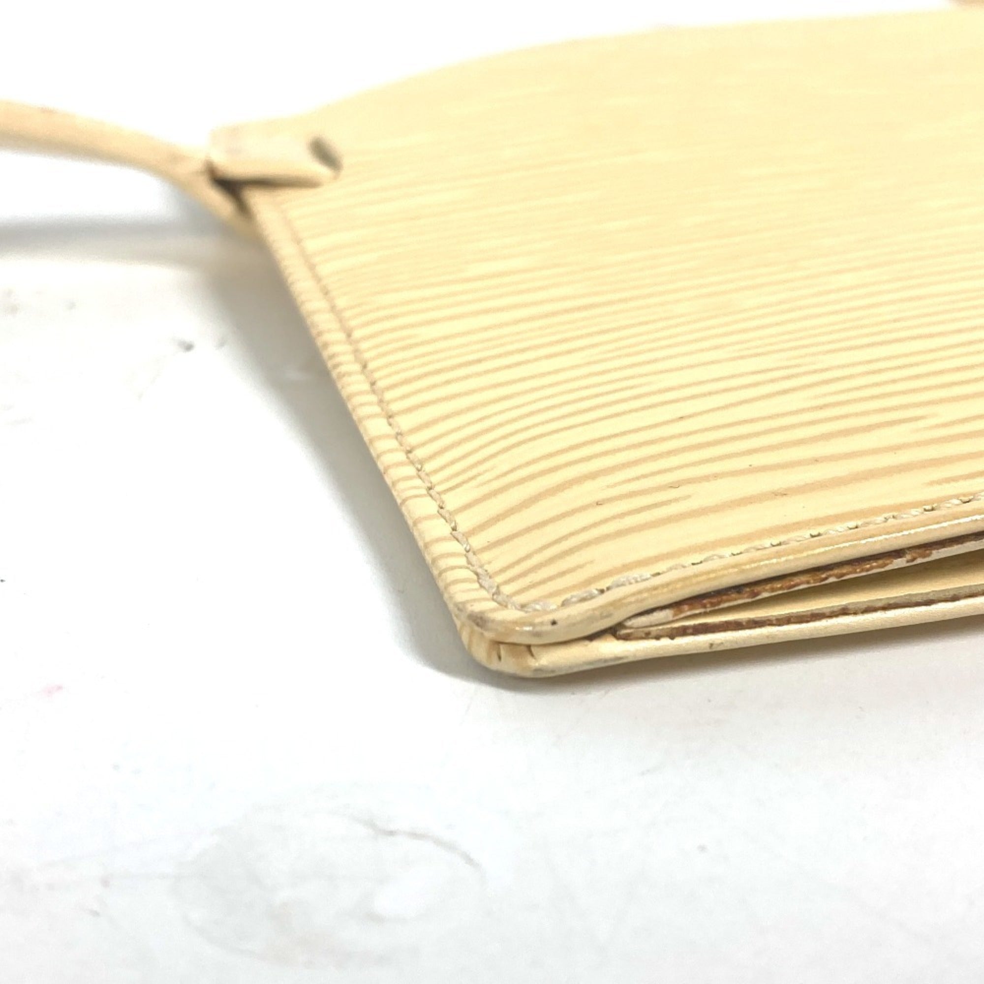 Louis Vuitton Vanilla Yellow Epi Leather Pouch Sling Bag (Pre-Owned)
