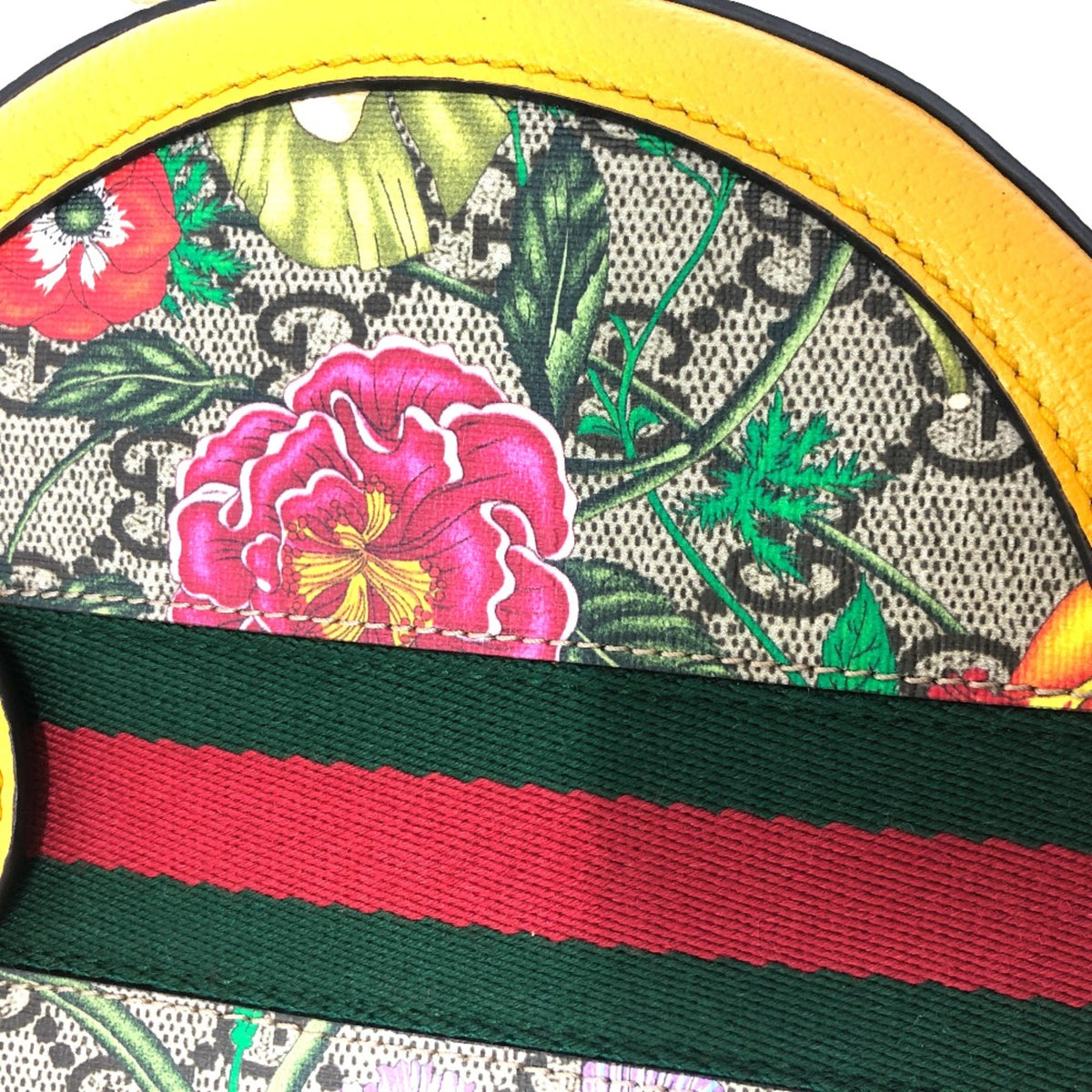 Gucci Yellow Other Shoulder Bag (Pre-Owned)