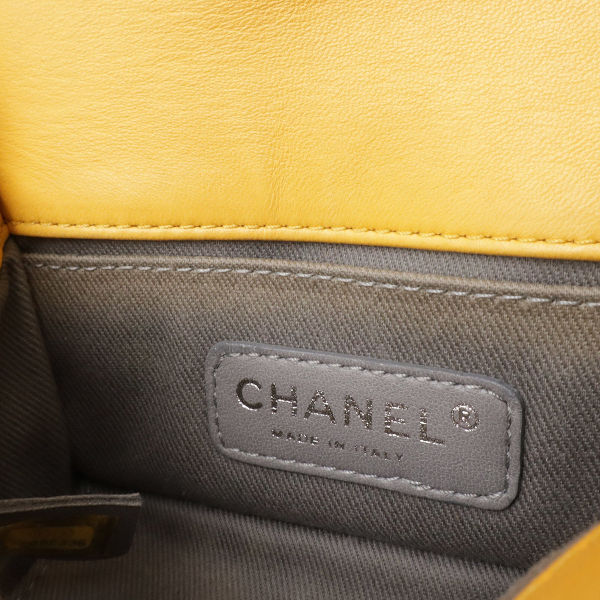 Chanel Matelasse Yellow Velvet Pochette Shoulder Bag (Pre-Owned)