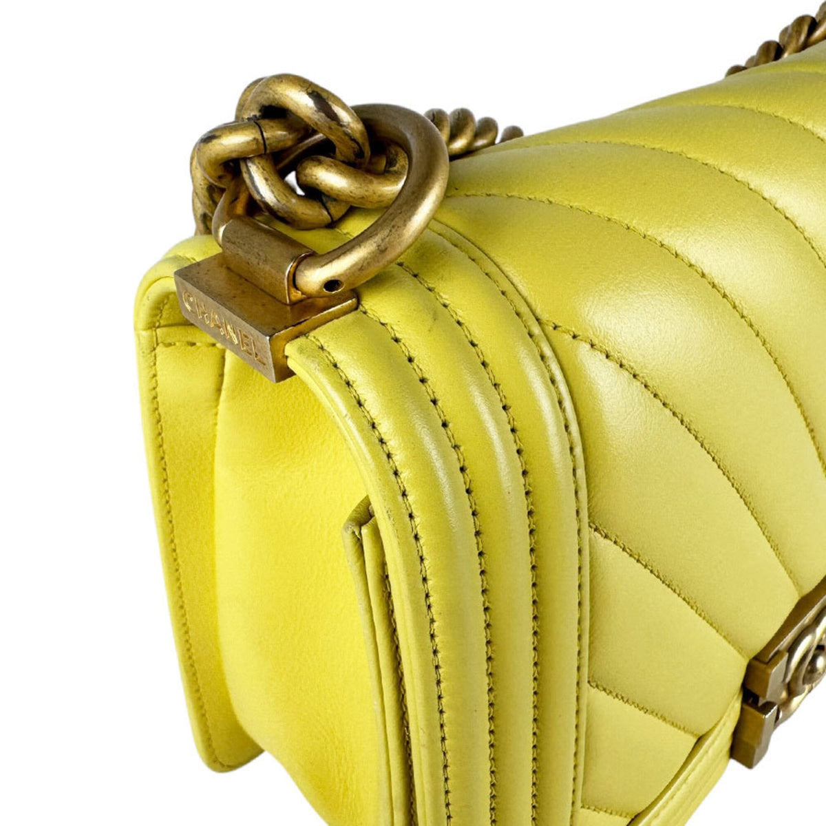 Chanel Yellow Leather Shoulder Bag (Pre-Owned)