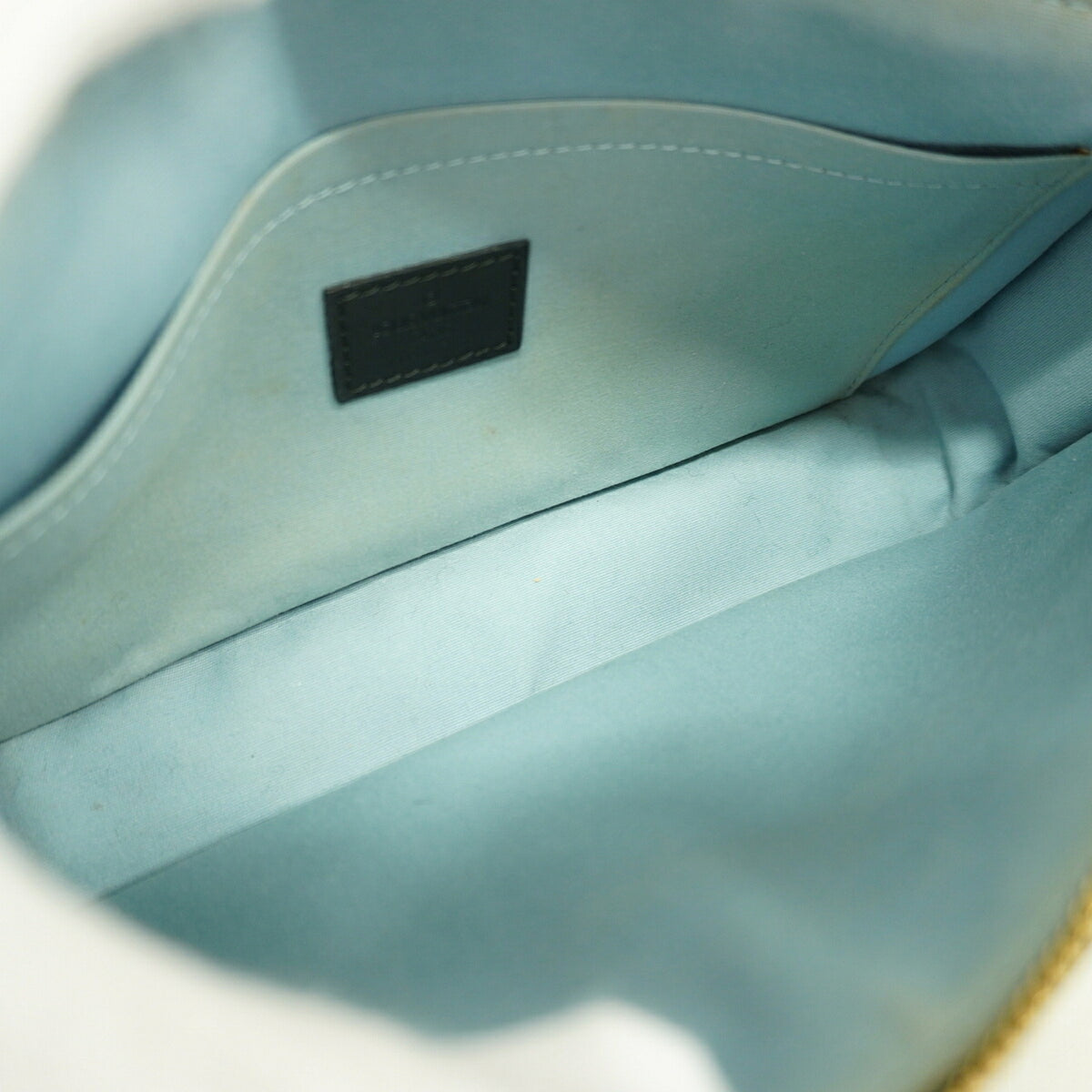 Louis Vuitton Blue Shoulder Bag (Pre-Owned)