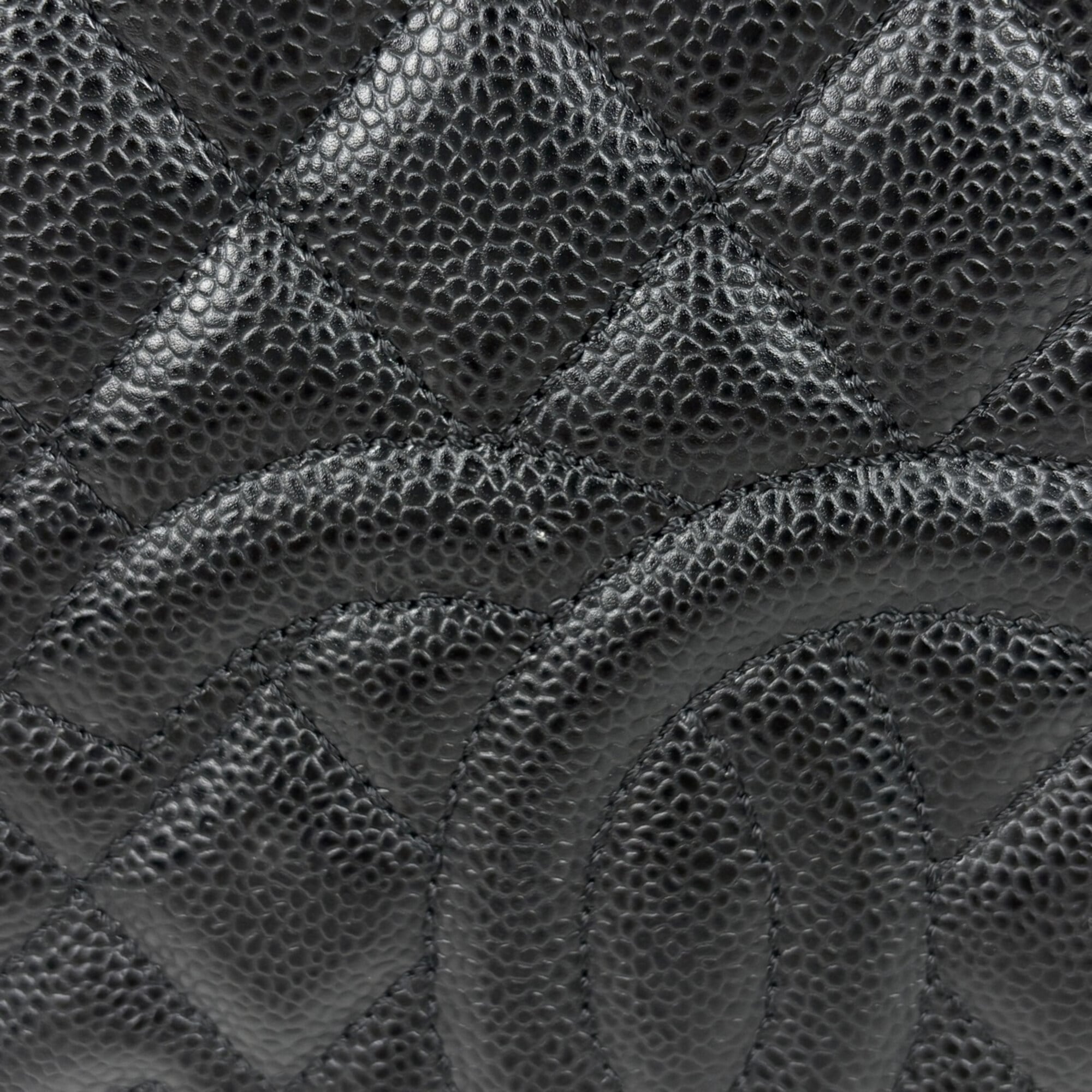 Chanel Matelasse Black Grained Calfskin Tote Bag (Pre-Owned)