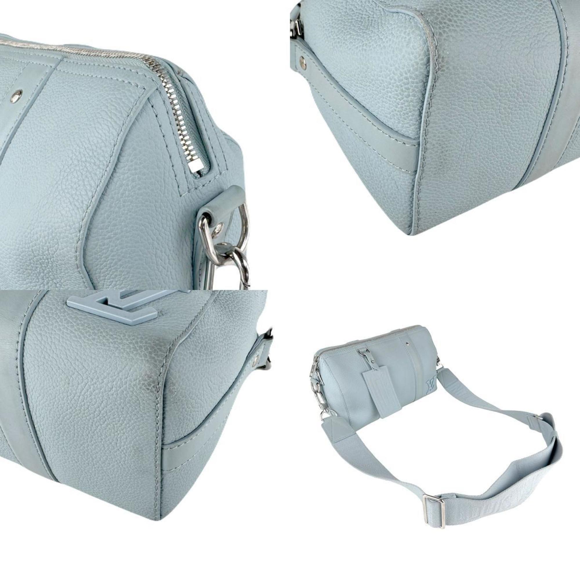 Louis Vuitton Light Blue Leather Shoulder Bag (Pre-Owned)