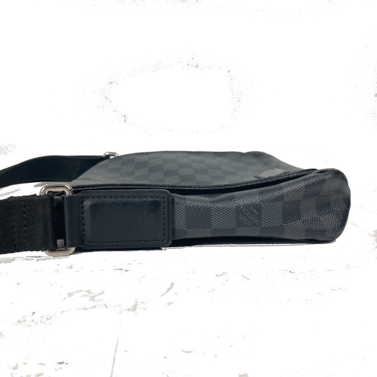 Louis Vuitton Black Damier Graphite Shoulder Bag (Pre-Owned)