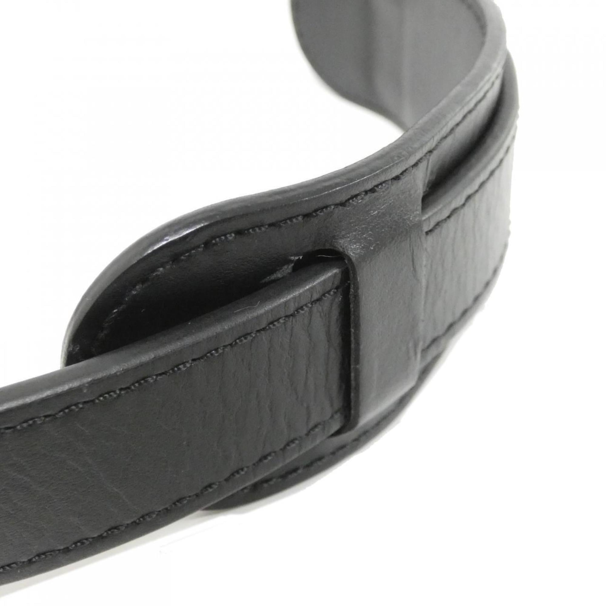 Louis Vuitton Marron Coated Canvas Shoulder Bag (Pre-Owned)