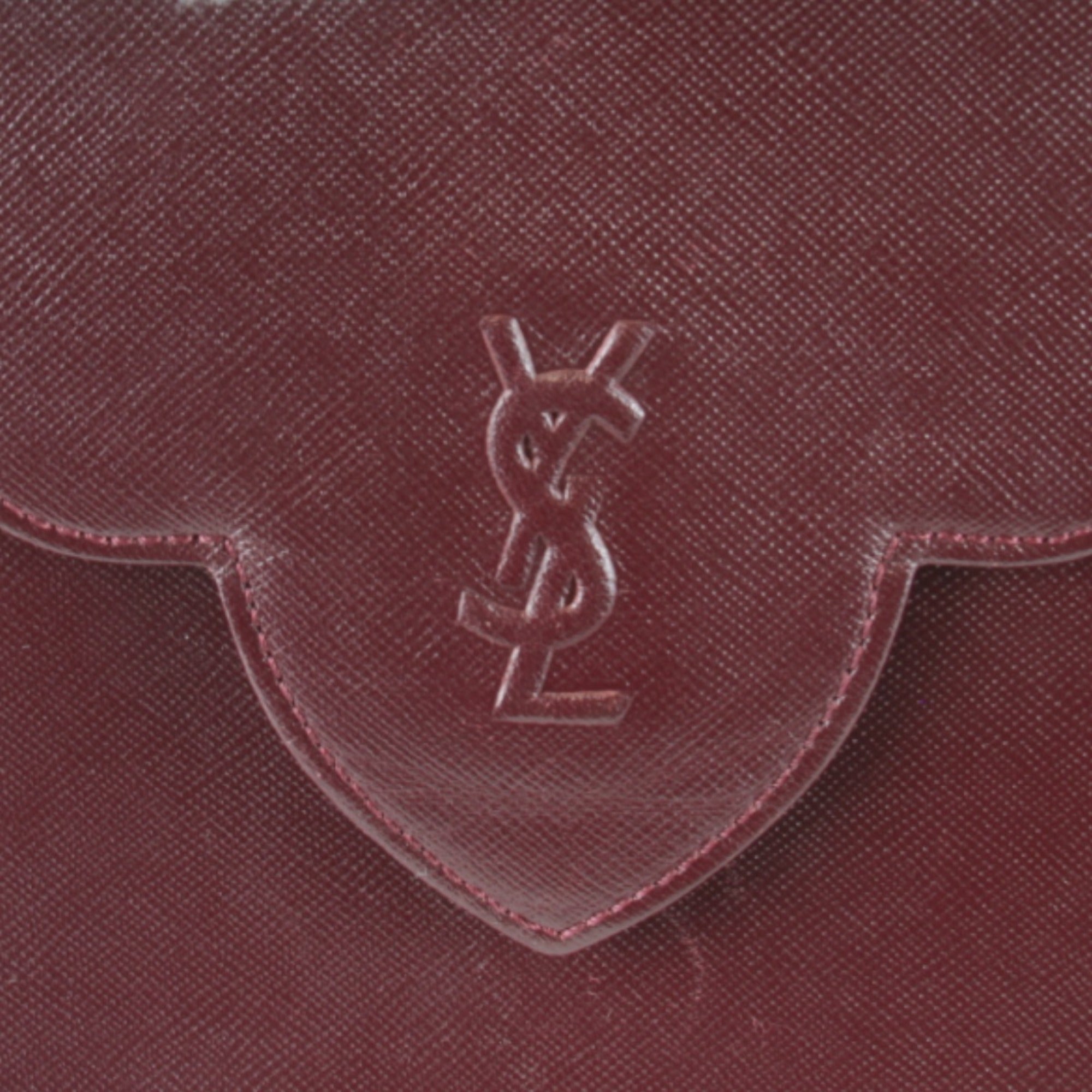 Yves Saint Laurent Wine Leather Shoulder Bag (Pre-Owned)