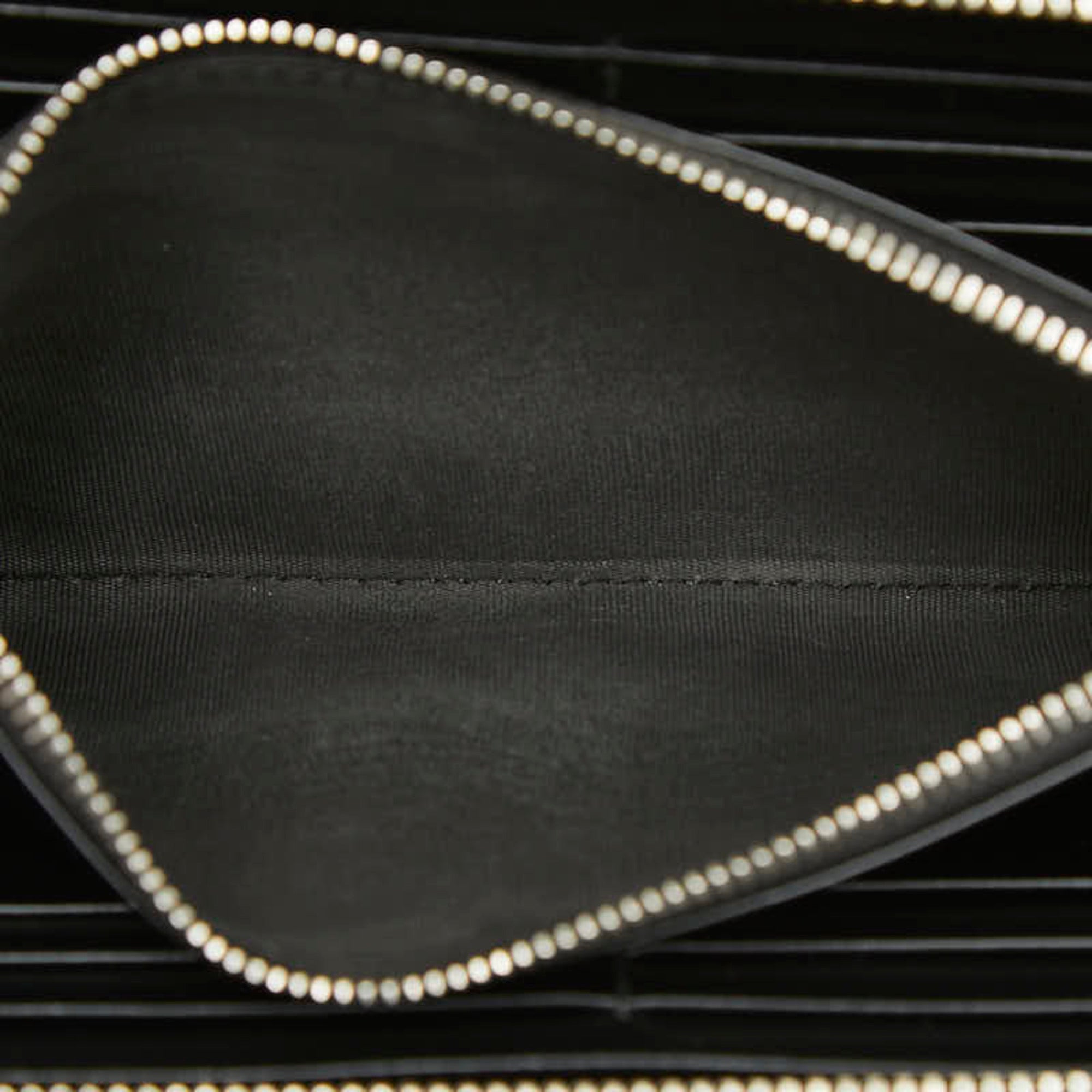 Prada Black Leather Long Wallet (Bi-Fold) (Pre-Owned)