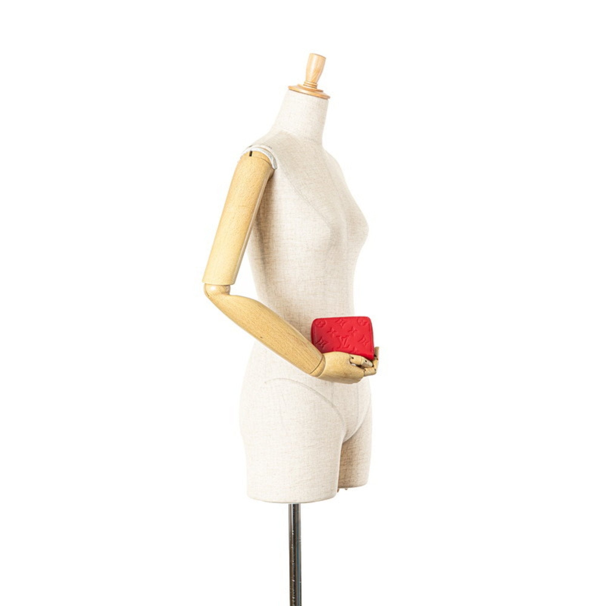 Louis Vuitton Pomme D'amour Red Color Patent Leather Coin Purse/Coin Case (Pre-Owned)