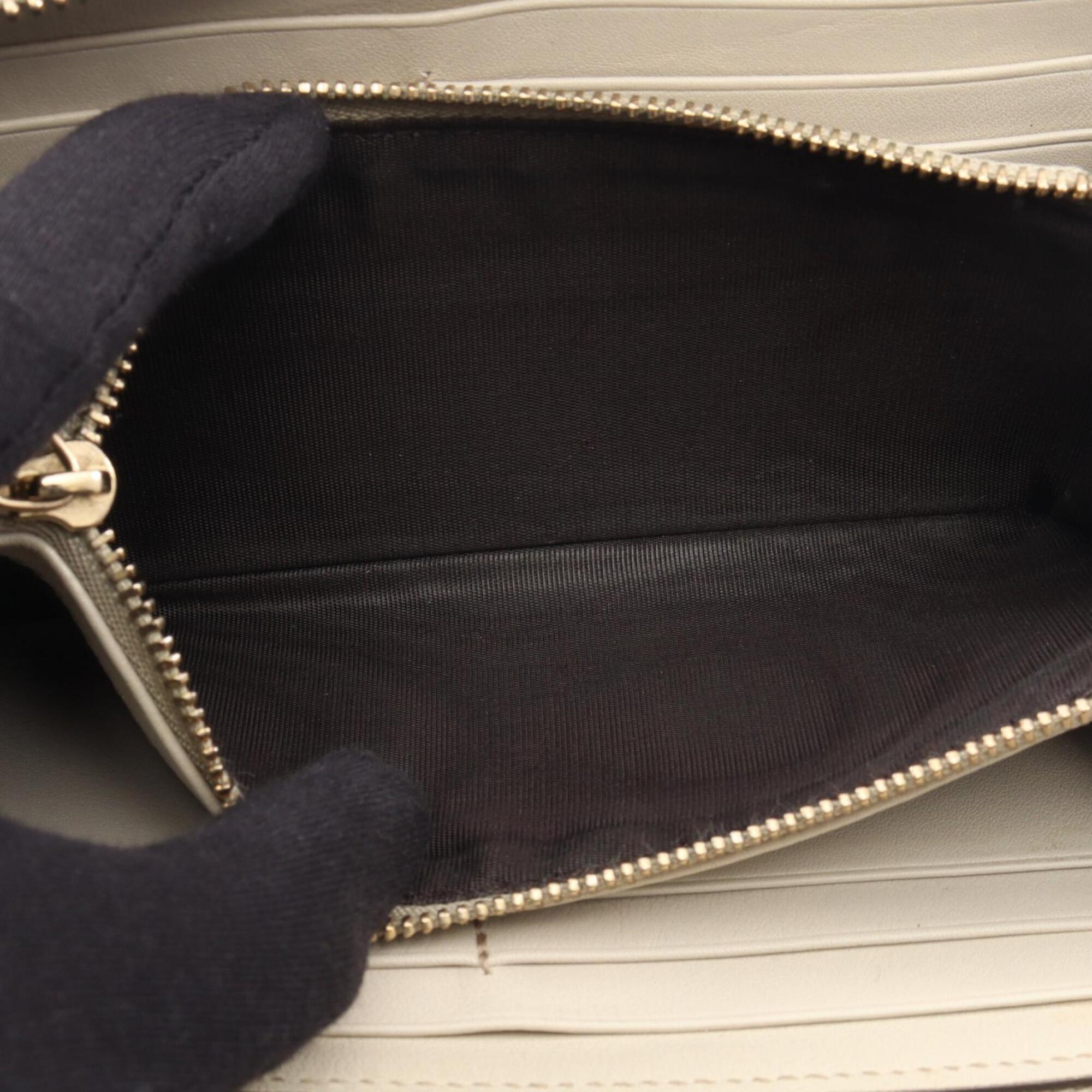 Gucci Ivory Leather Long Wallet (Bi-Fold) (Pre-Owned)