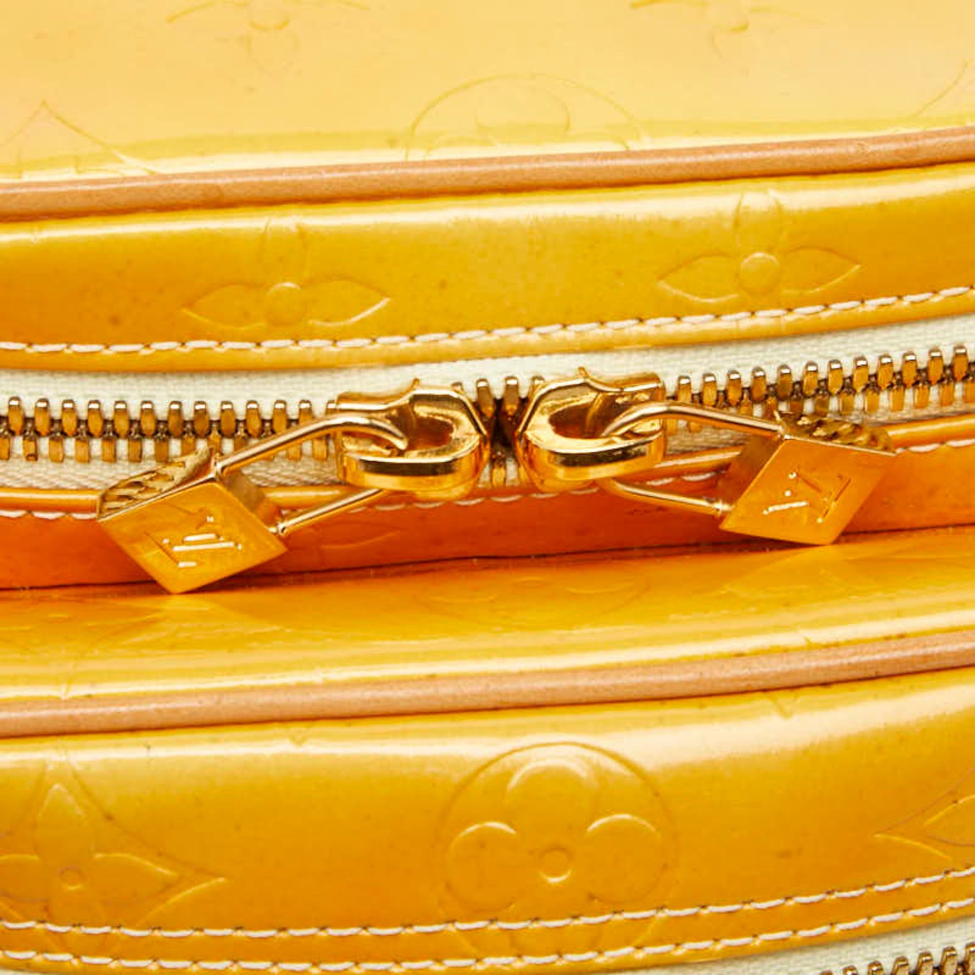 Louis Vuitton Yellow Patent Leather Shoulder Bag (Pre-Owned)