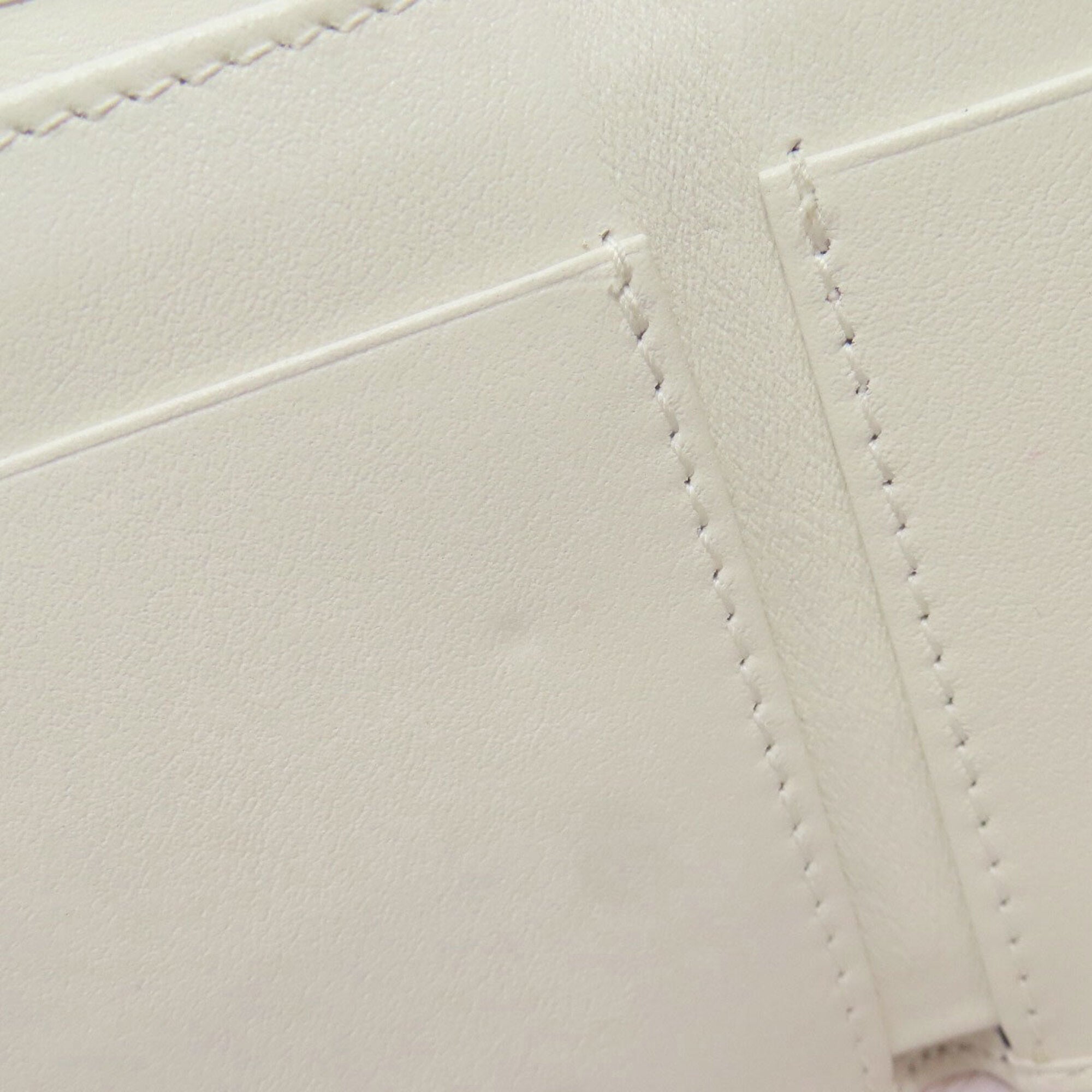 Jimmy Choo White Leather Wallet (Tri-Fold) (Pre-Owned)