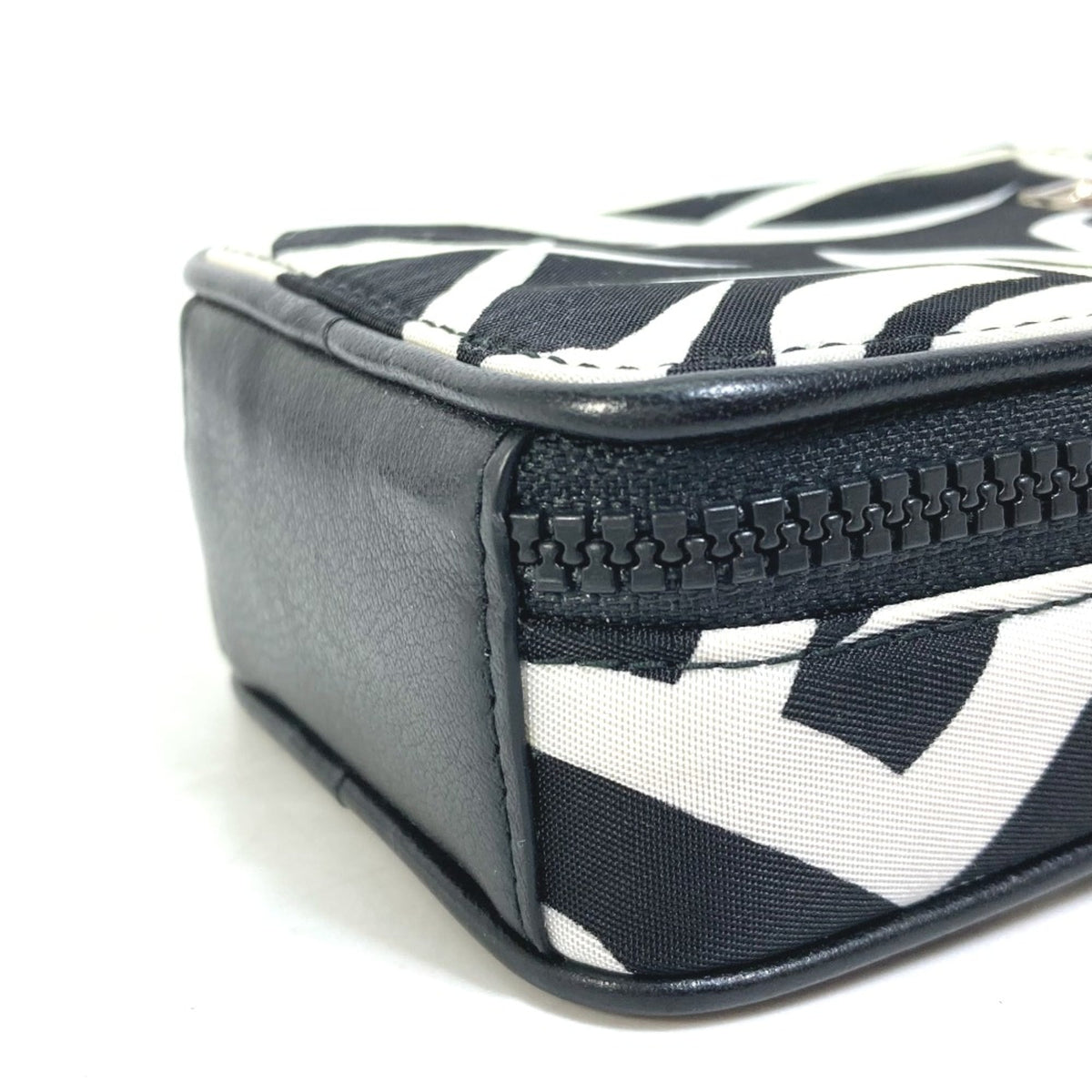 Dior Homme White Cloth Pouch (Pre-Owned)