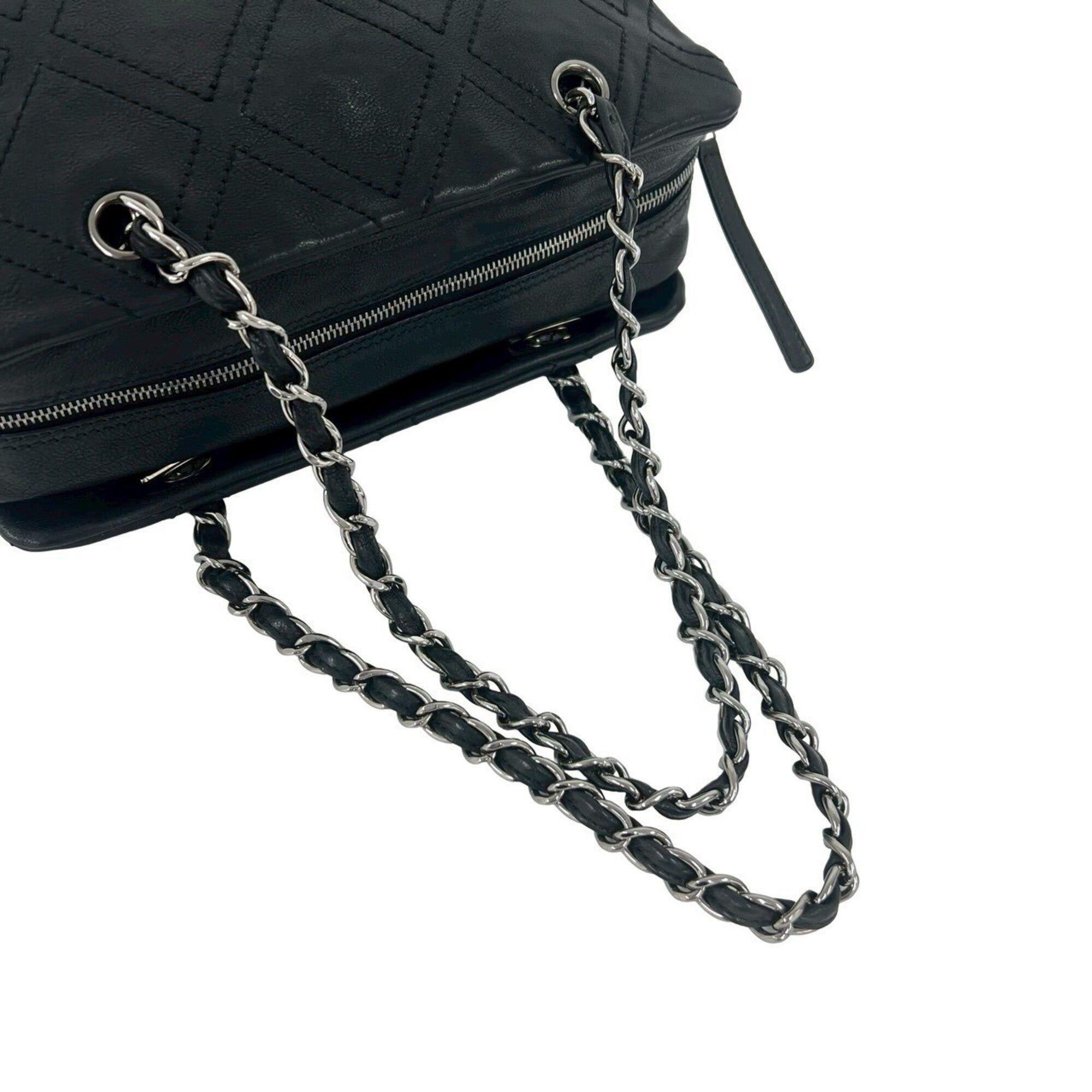 Chanel Black Leather Shoulder Bag Tote Bag (Pre-Owned)