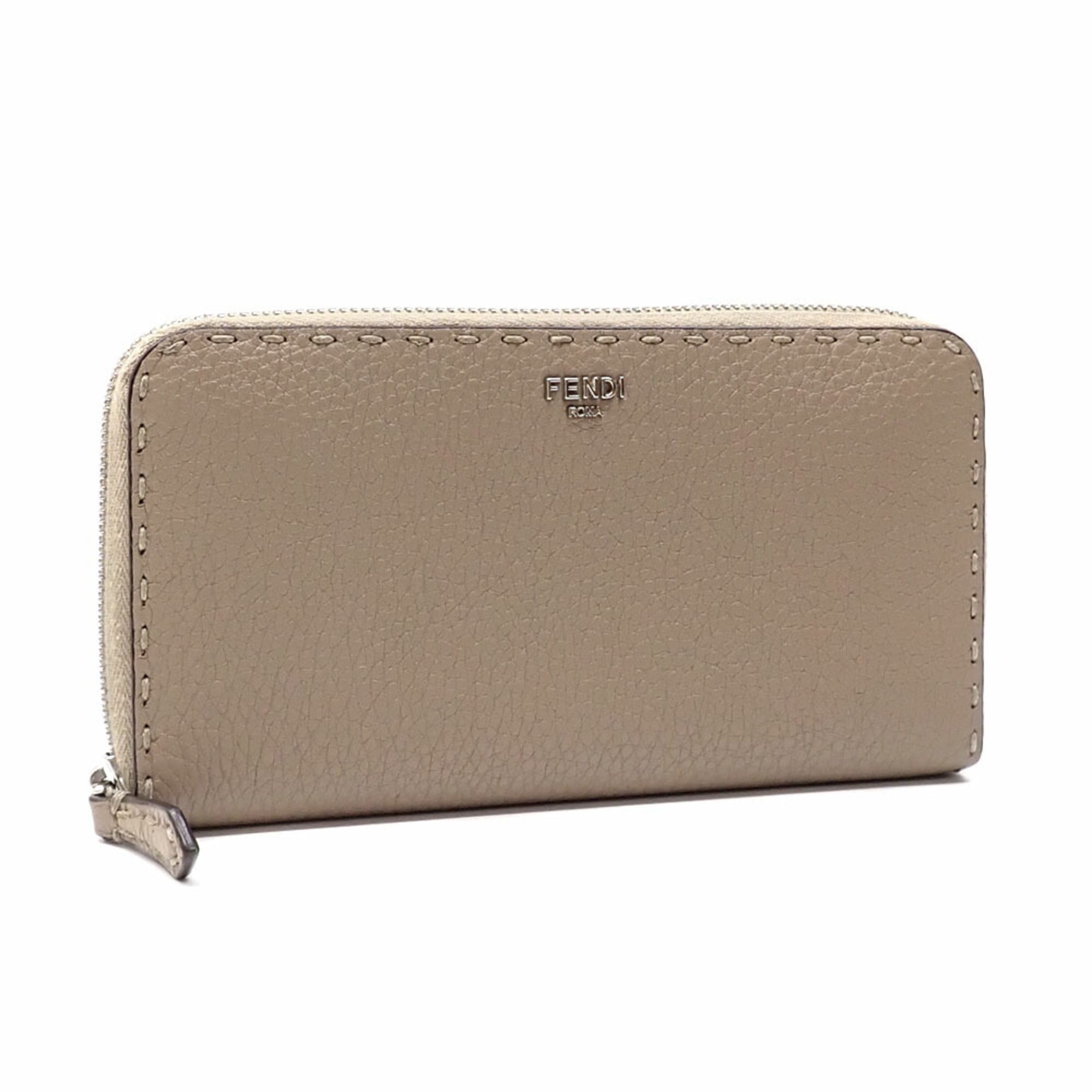 Fendi Leather Long Wallet (Bi-Fold) (Pre-Owned)