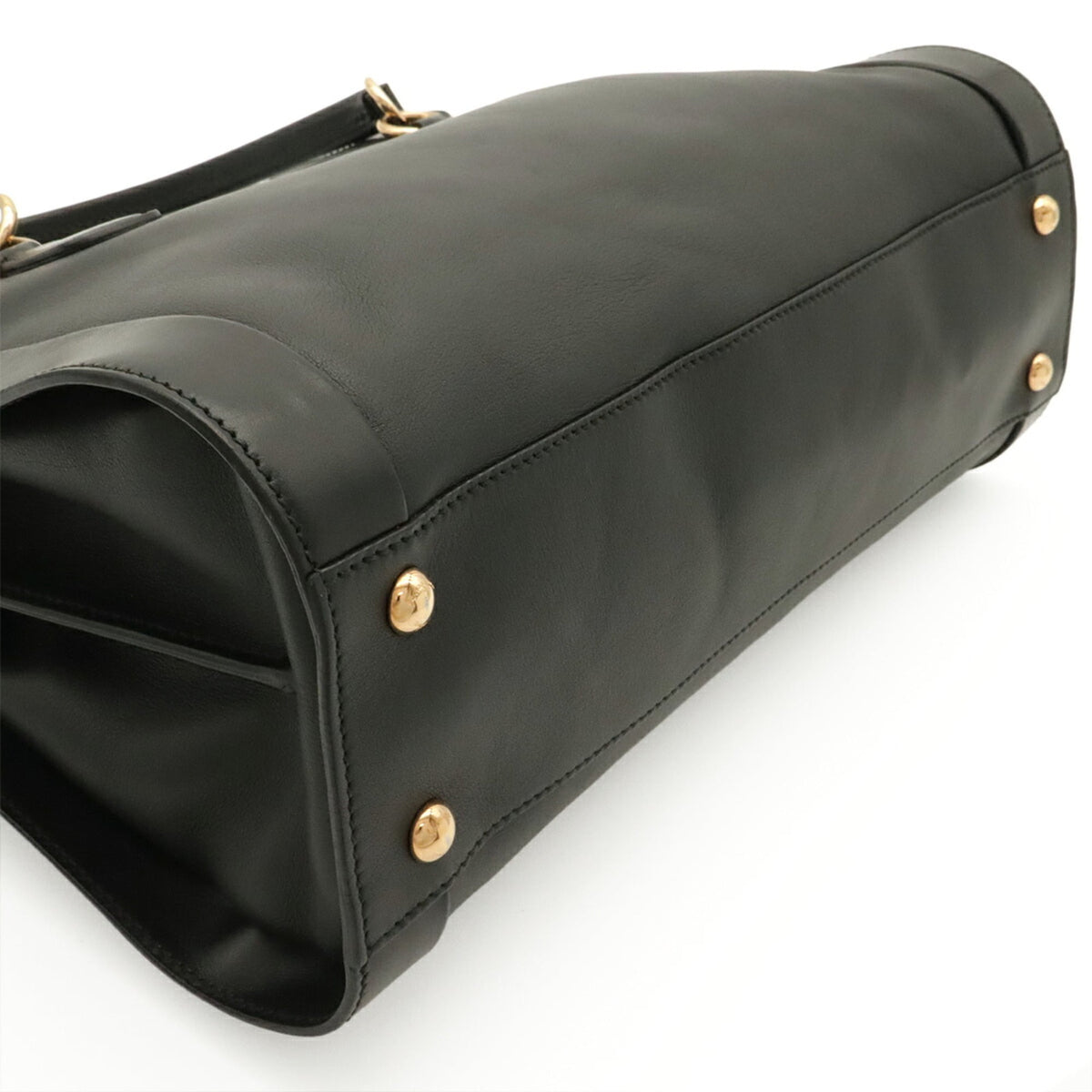Salvatore Ferragamo Gancini Black Leather Handbag Shoulder Bag (Pre-Owned)