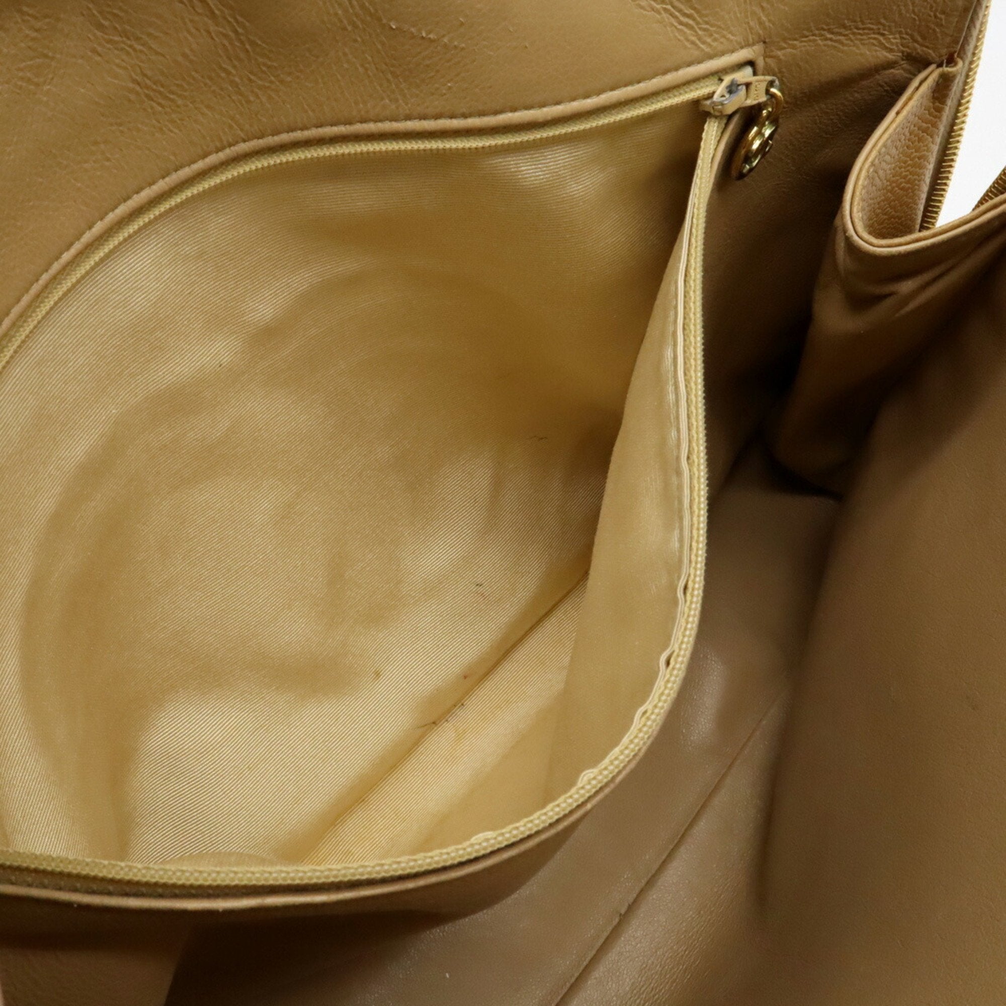Chanel Caviar Skin Beige Caviar Leather Tote Bag (Pre-Owned)