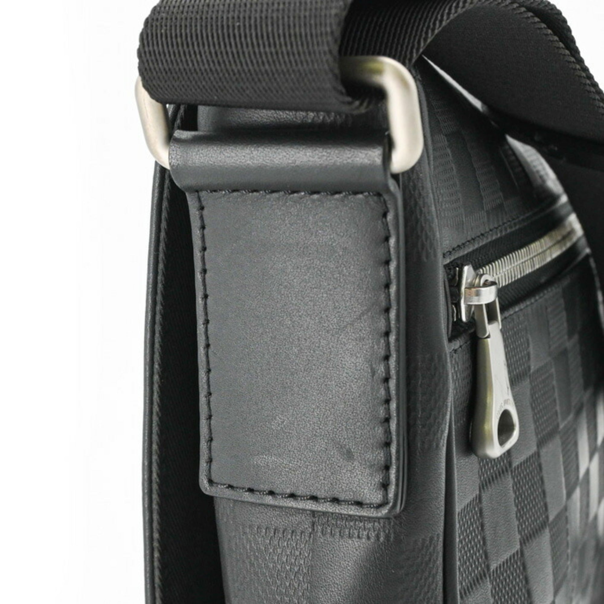 Louis Vuitton Black Infini Damier Infini Shoulder Bag (Pre-Owned)