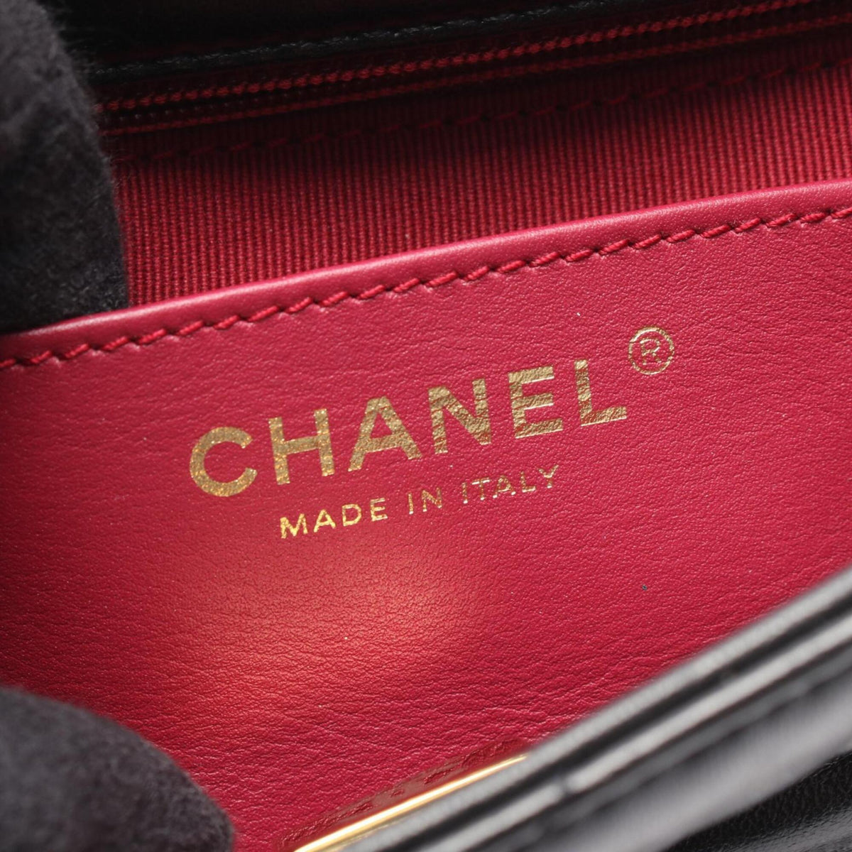 Chanel Matelasse Black Leather Handbag Shoulder Bag (Pre-Owned)