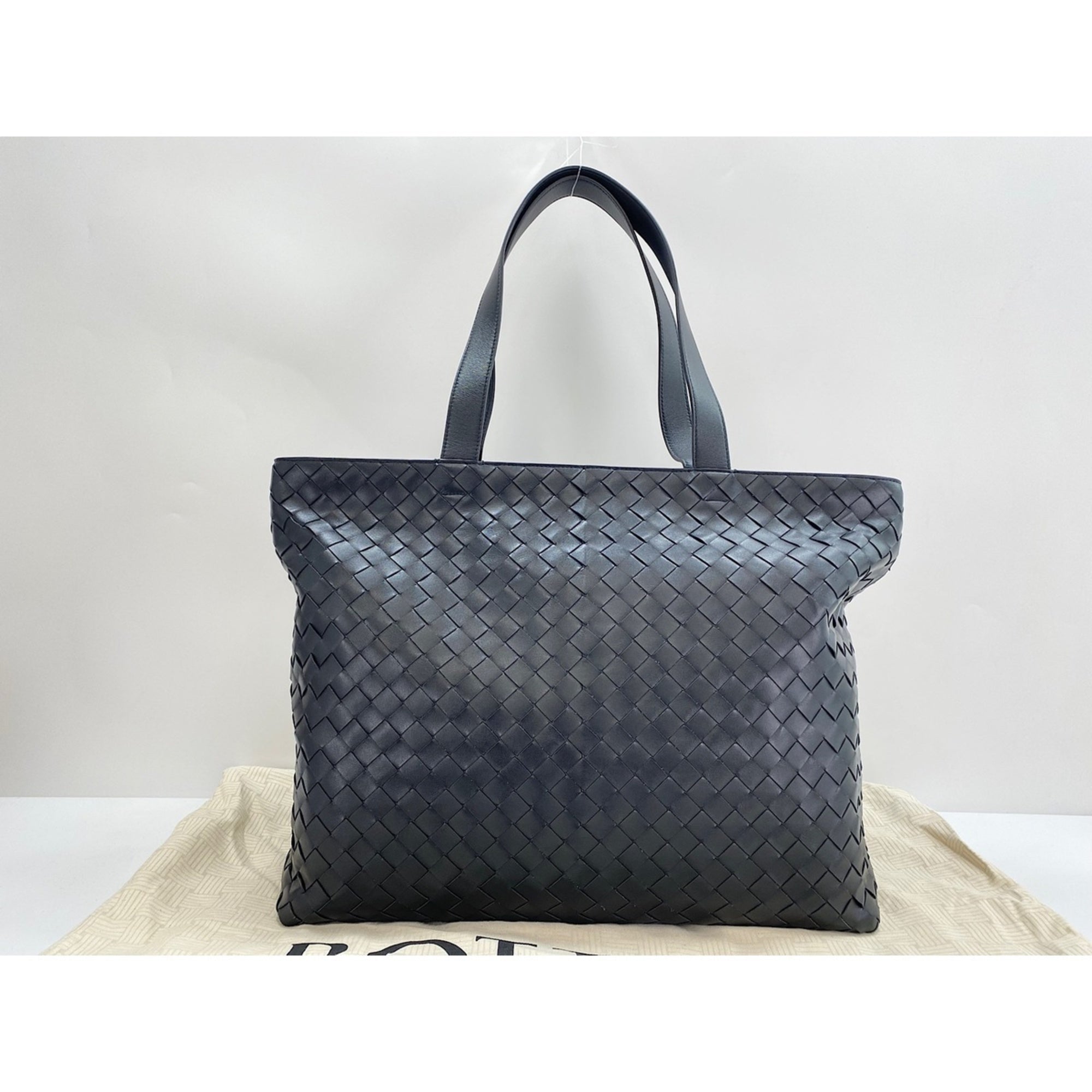 Bottega Veneta Black Tote Bag (Pre-Owned)