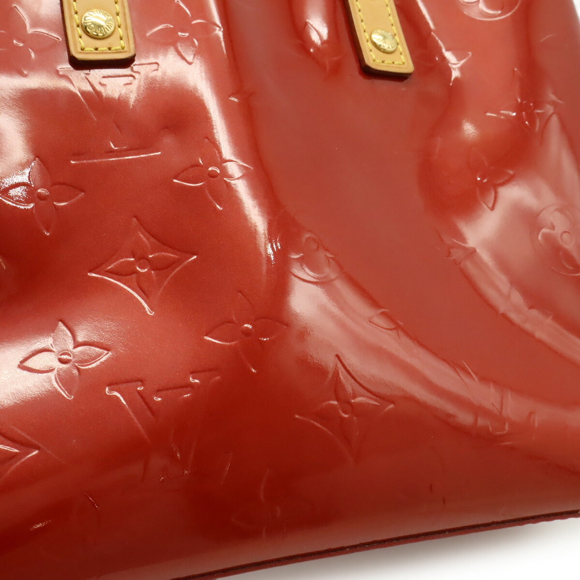 Louis Vuitton Pomme D'amour Red Color Monogram Vernis Handbag (Pre-Owned)