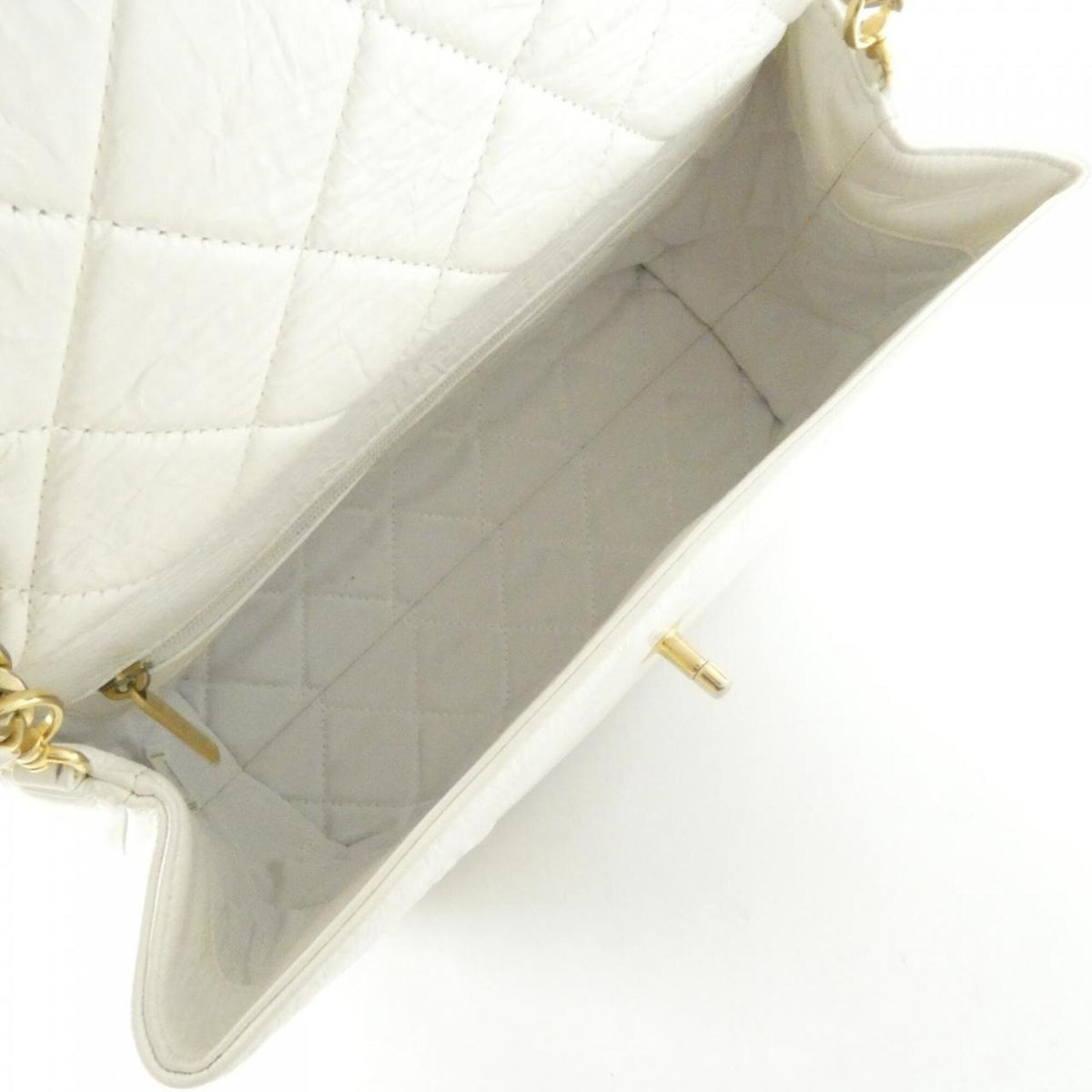 Chanel White Leather Shoulder Bag (Pre-Owned)