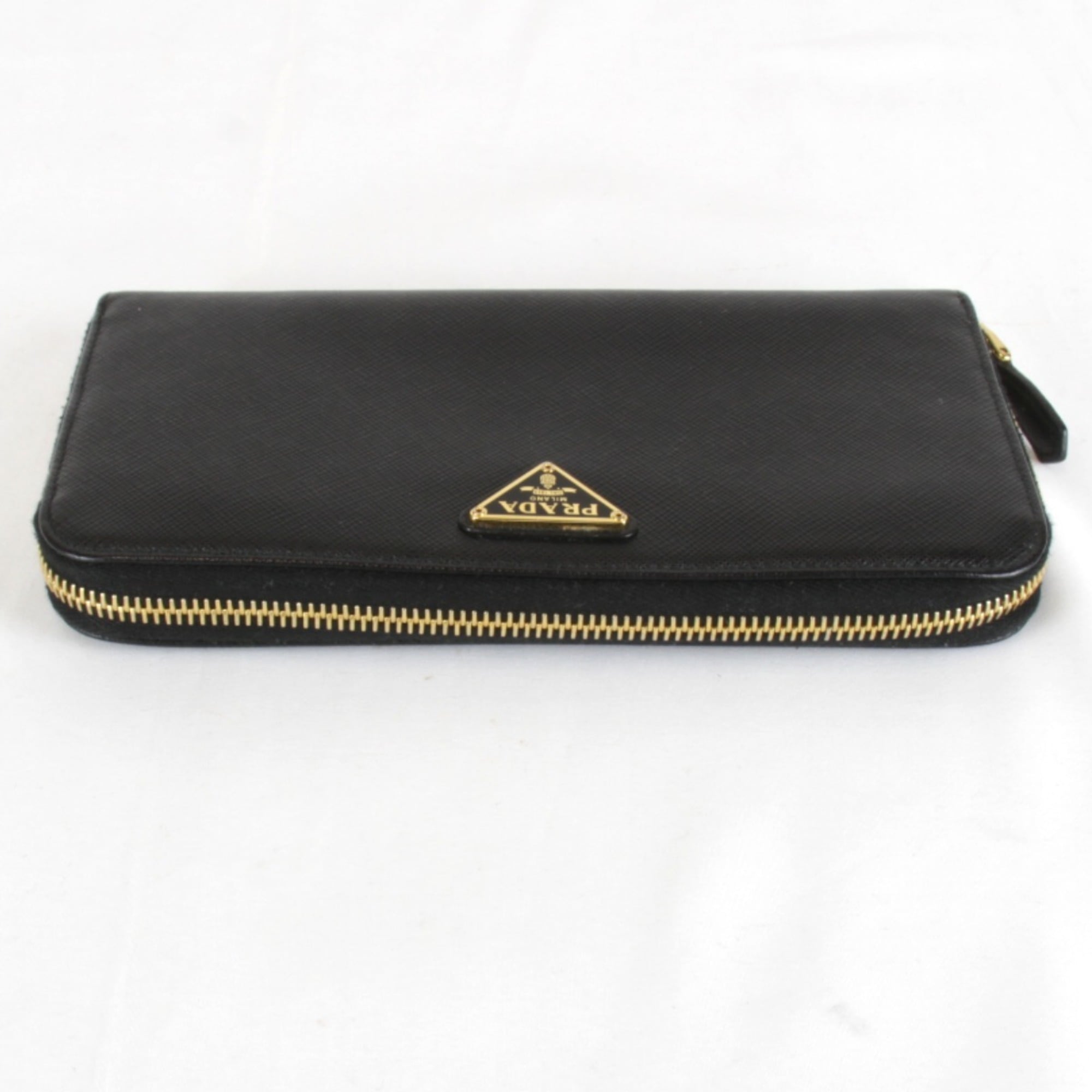 Prada Black Leather Long Wallet (Bi-Fold) (Pre-Owned)