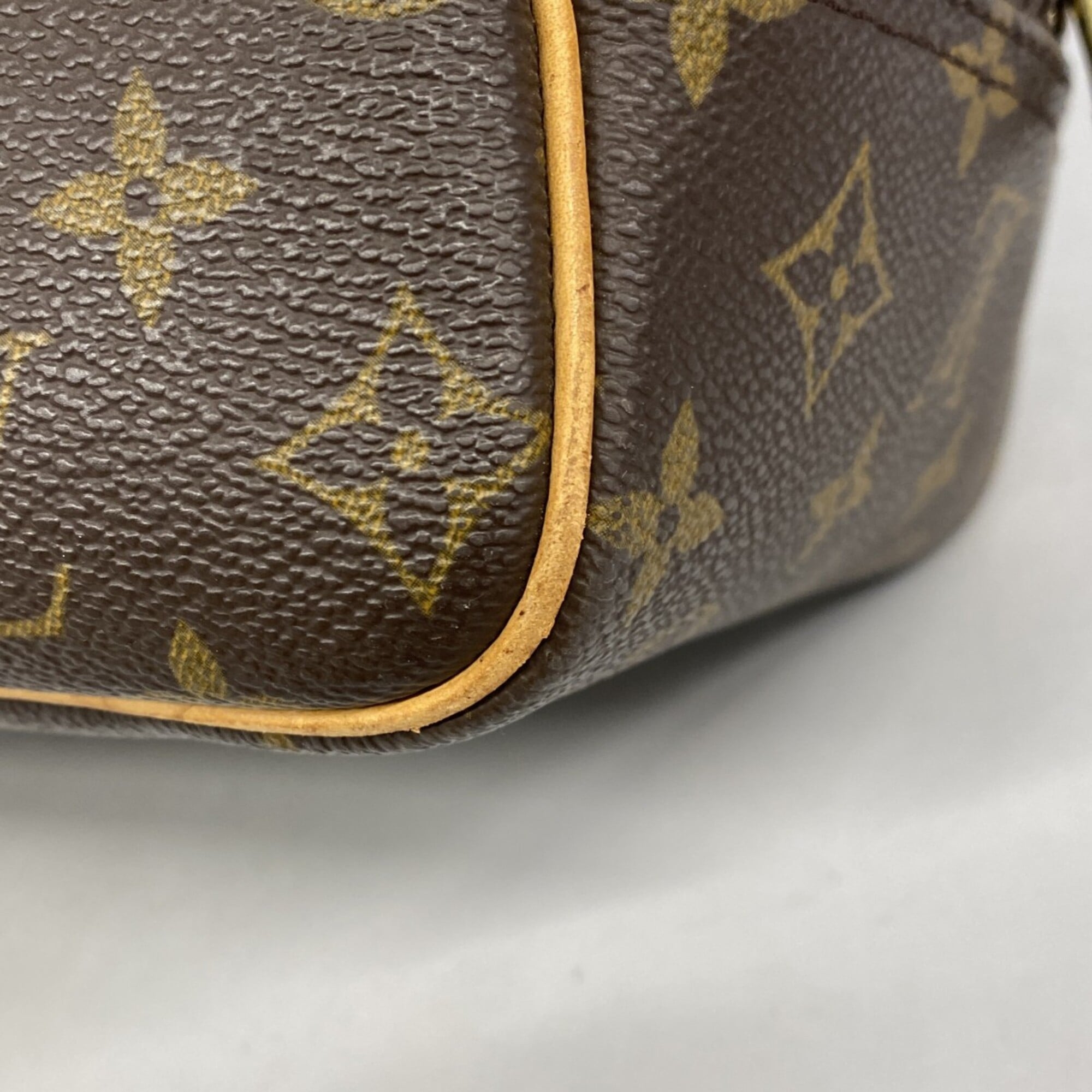 Louis Vuitton Brown Handbag (Pre-Owned)