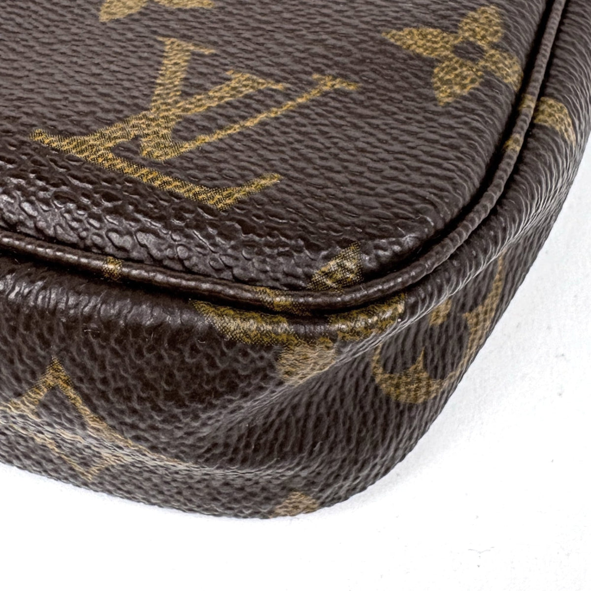 Louis Vuitton Brown Monogram Pochette (Pre-Owned)