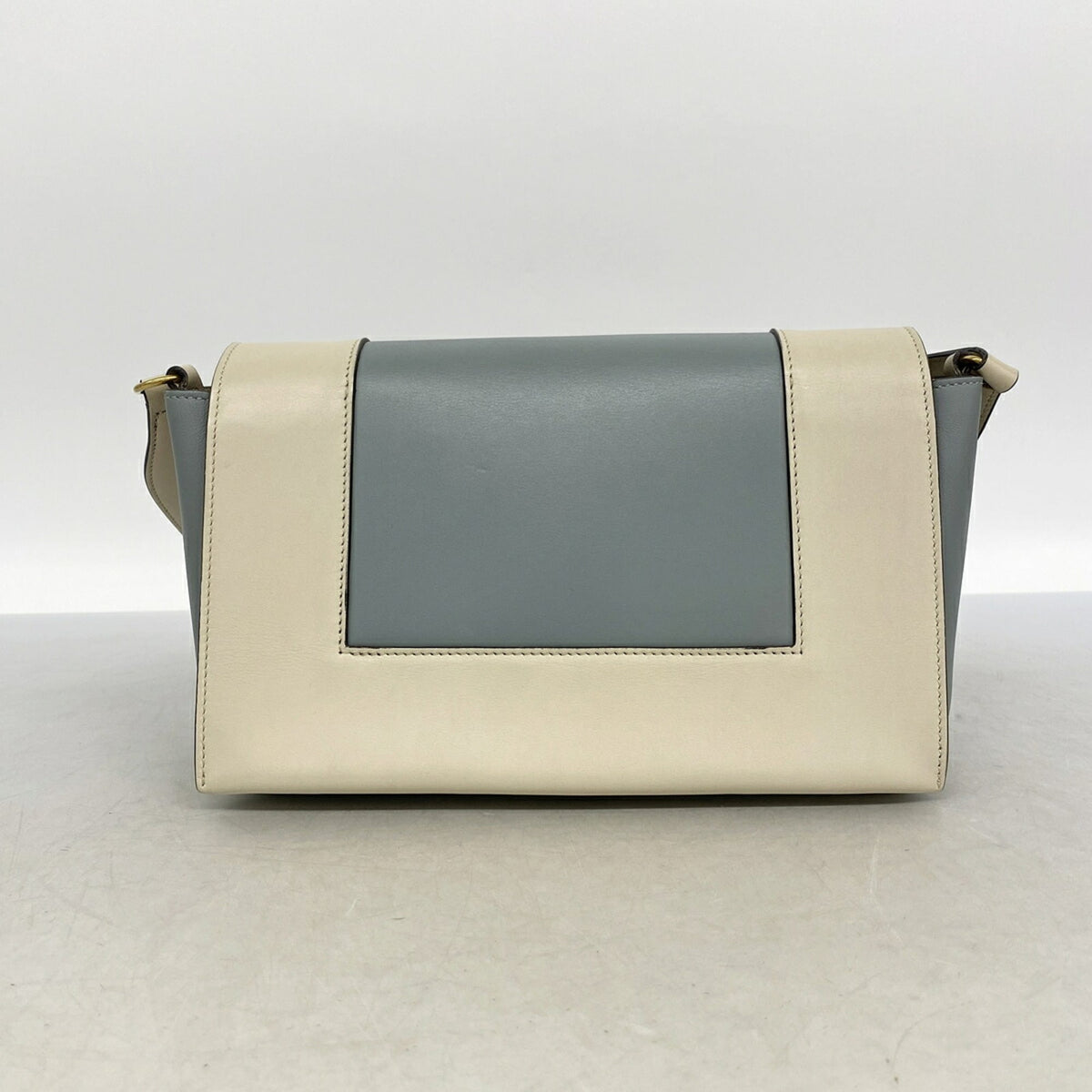 Celine Ivory Leather Shoulder Bag (Pre-Owned)
