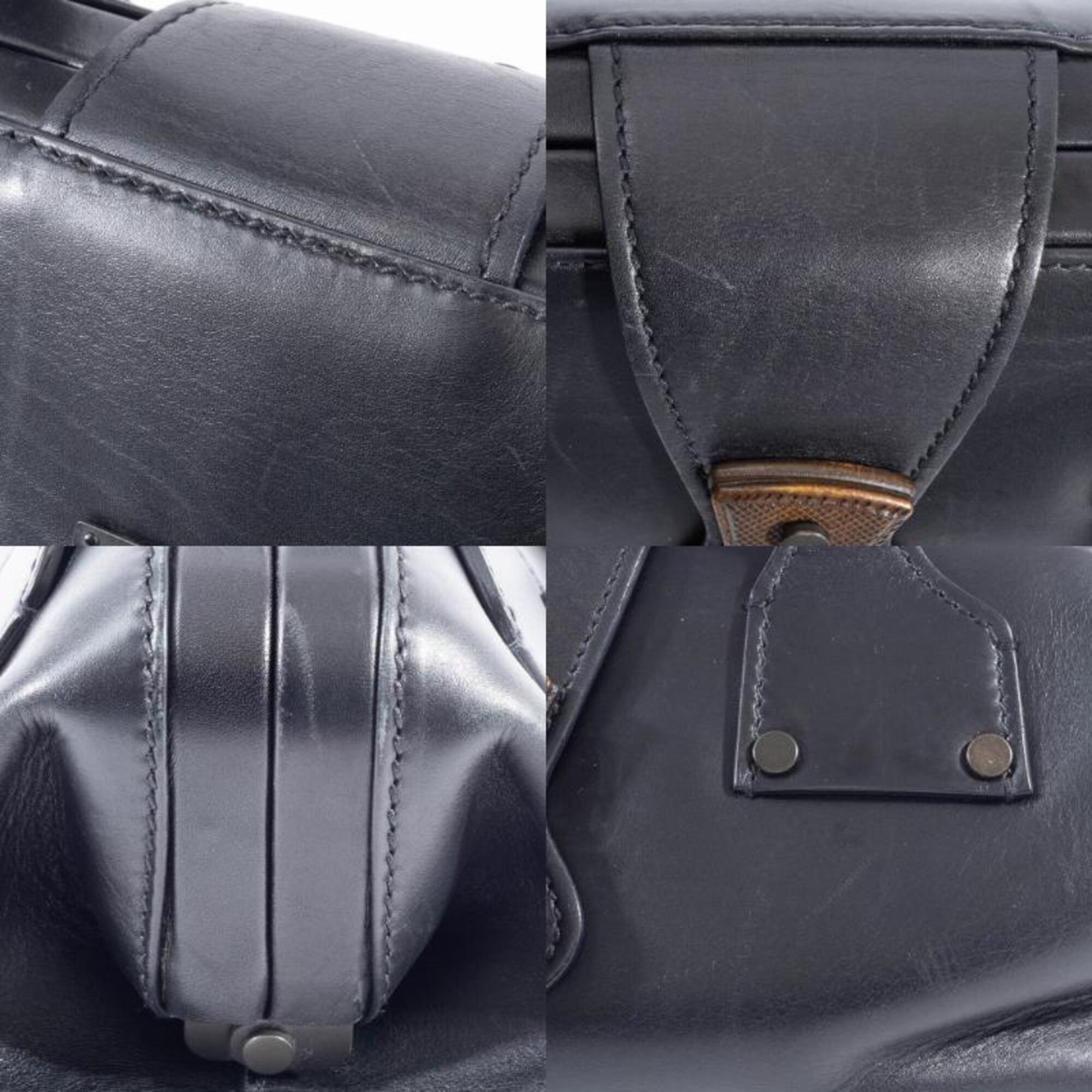 Gucci Black Leather Handbag (Pre-Owned)