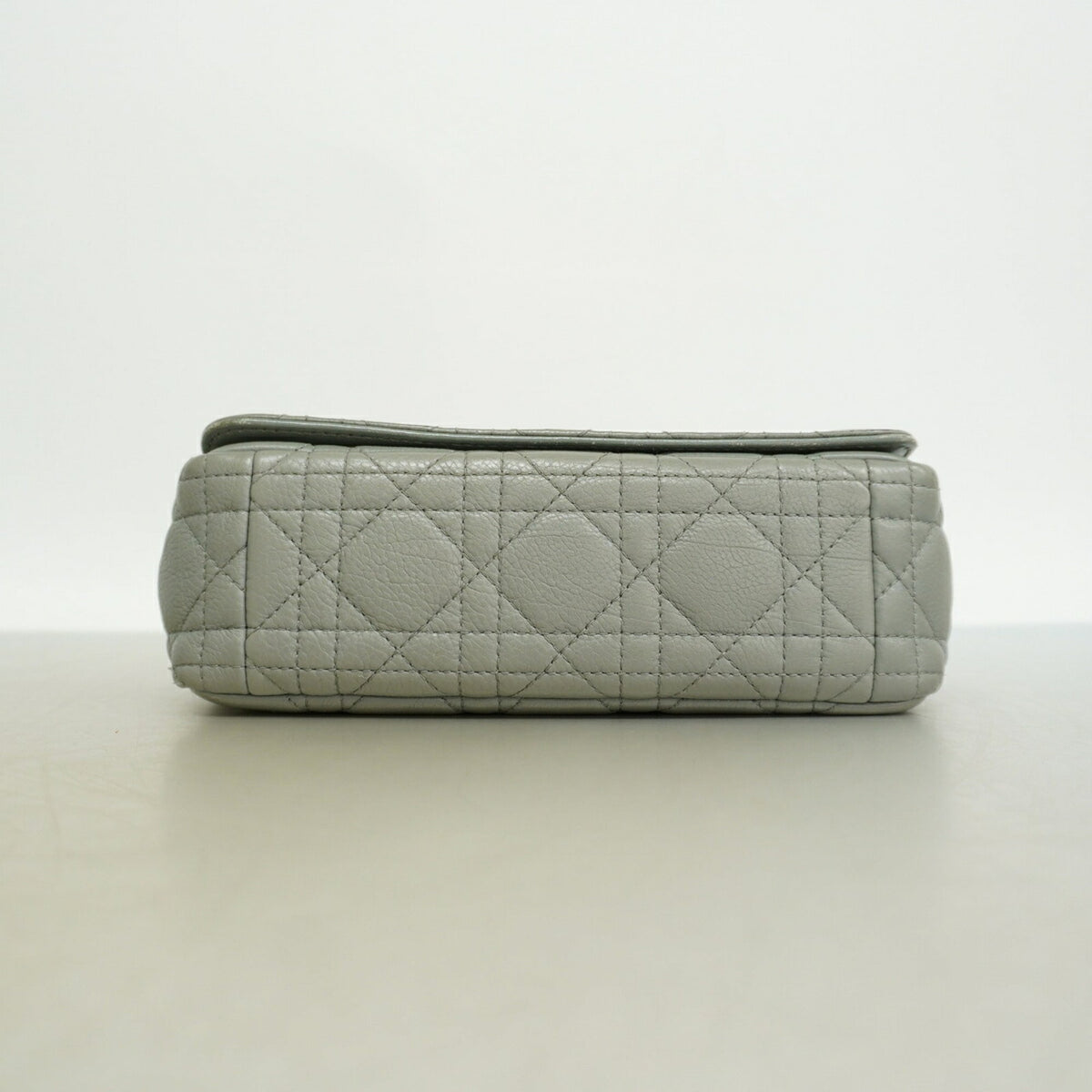 Christian Dior Gray Leather Shoulder Bag (Pre-Owned)