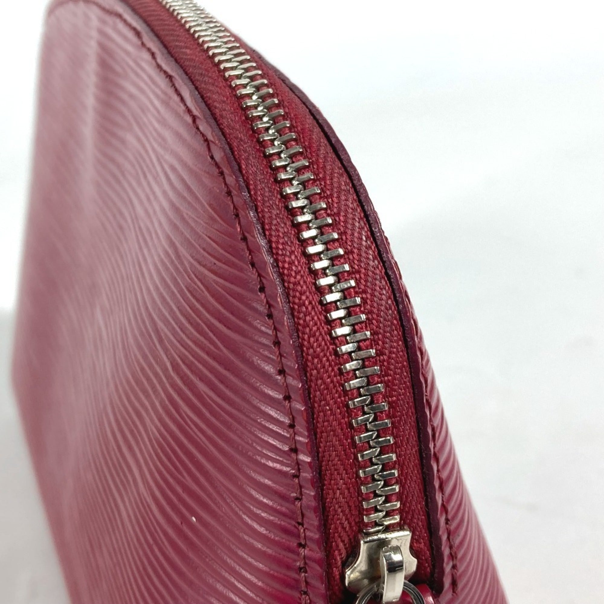 Louis Vuitton Fuchsia Pink Pink Epi Leather Pochette Pouch (Pre-Owned)
