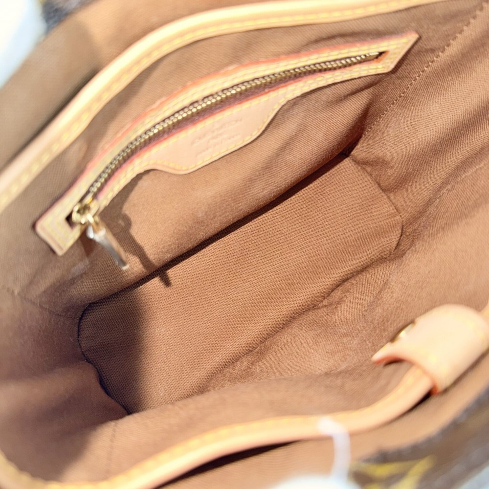 Louis Vuitton Monogram Brown Monogram Handbag (Pre-Owned)