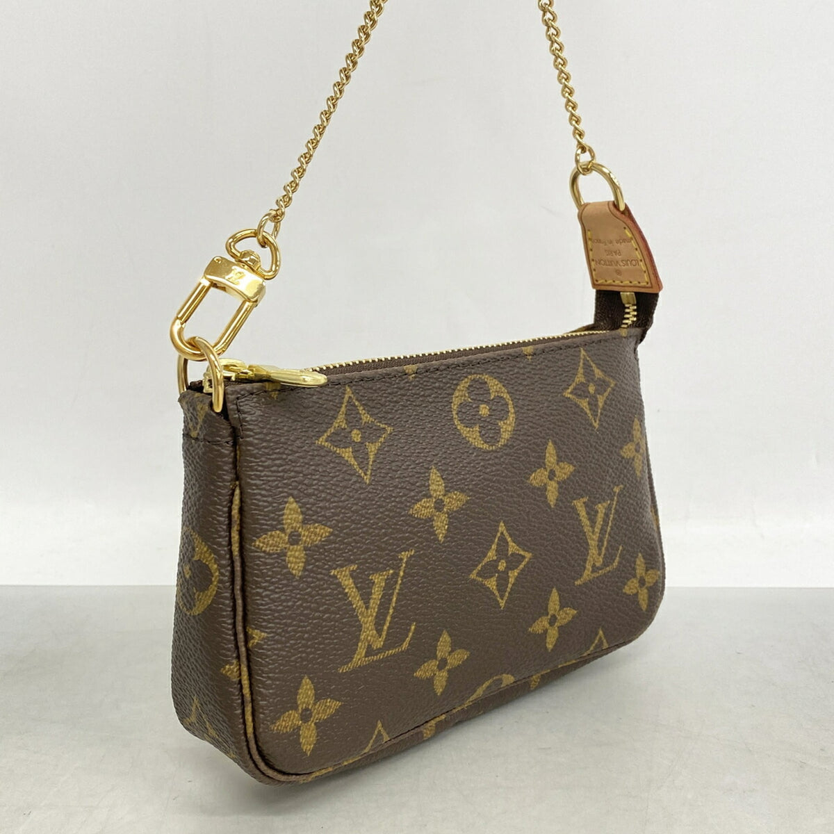 Louis Vuitton Brown Pouch (Pre-Owned)