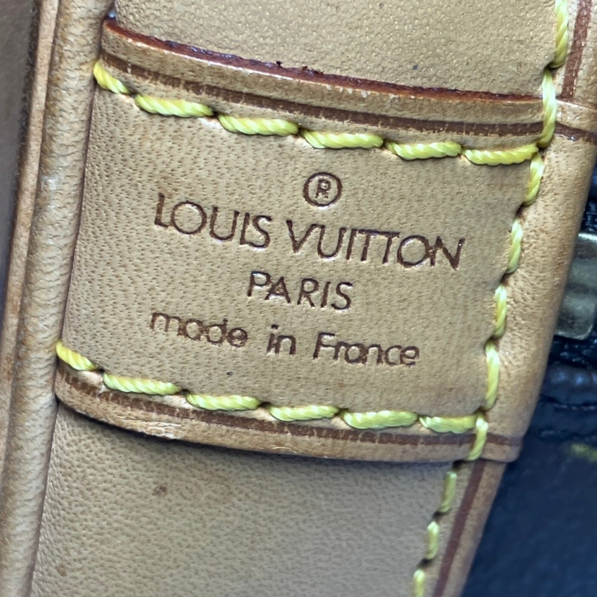 Louis Vuitton Brown Galle Monogram Monogram Handbag (Pre-Owned)