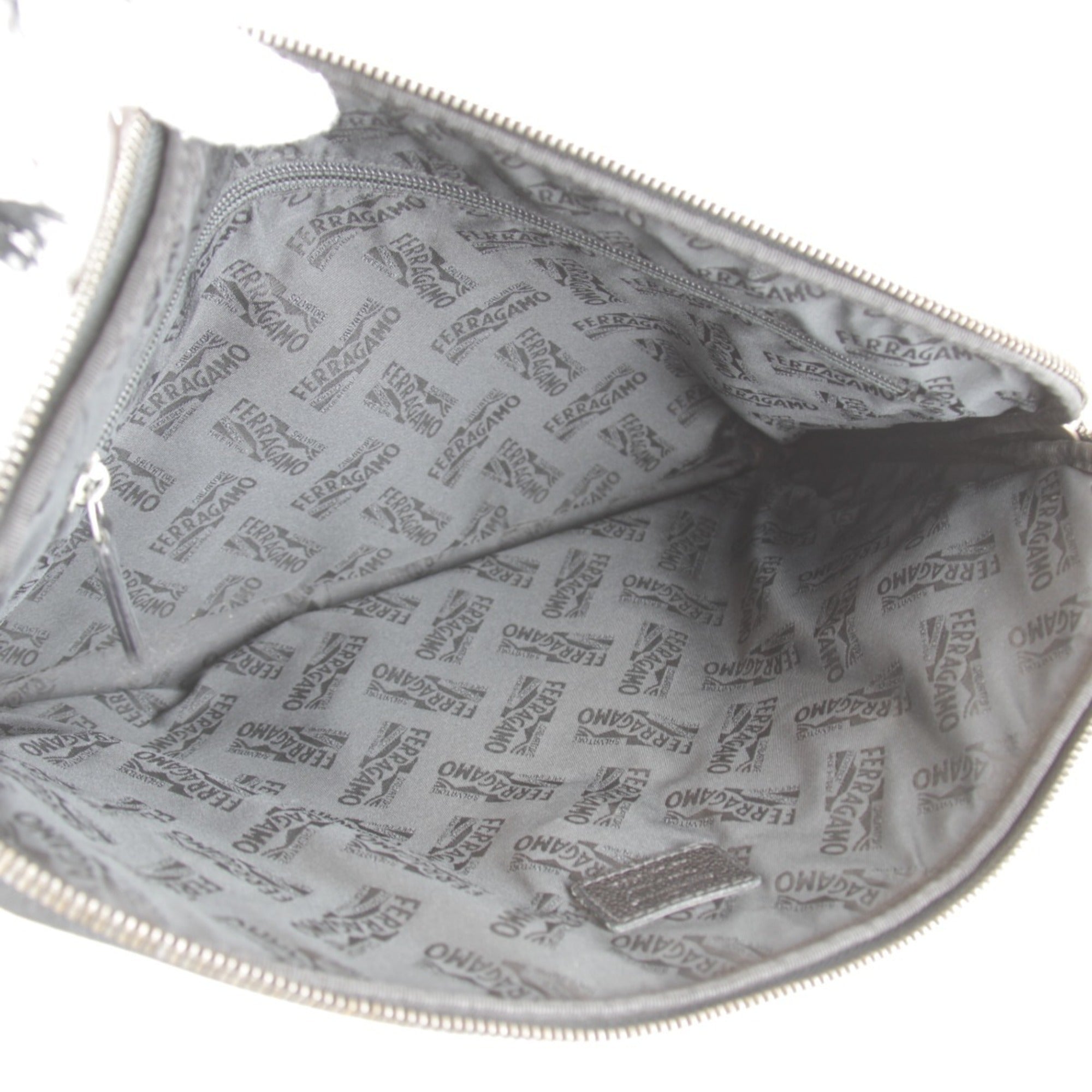 Salvatore Ferragamo Black White Leather Clutch Bag (Pre-Owned)