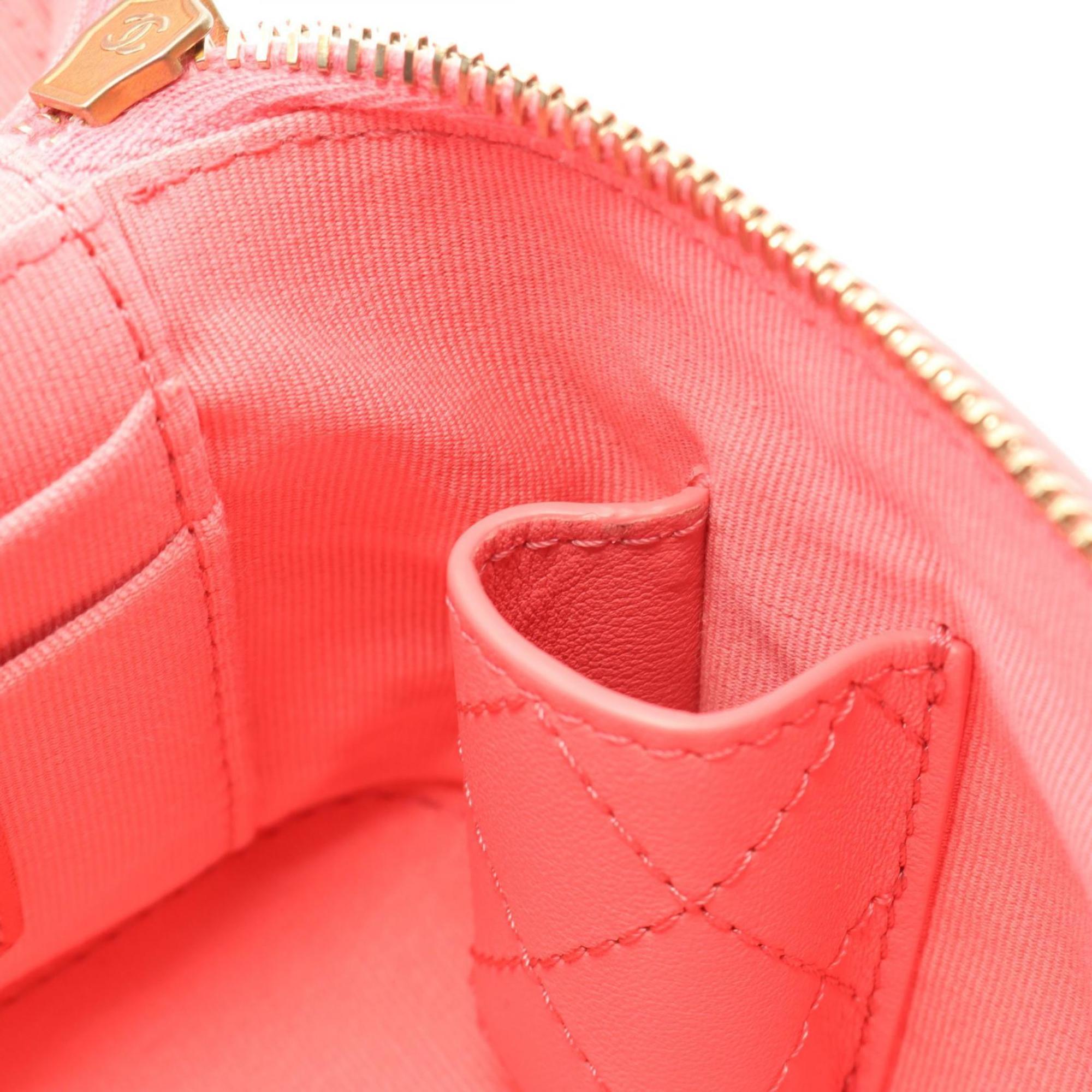 Chanel Pink Leather Shoulder Bag (Pre-Owned)