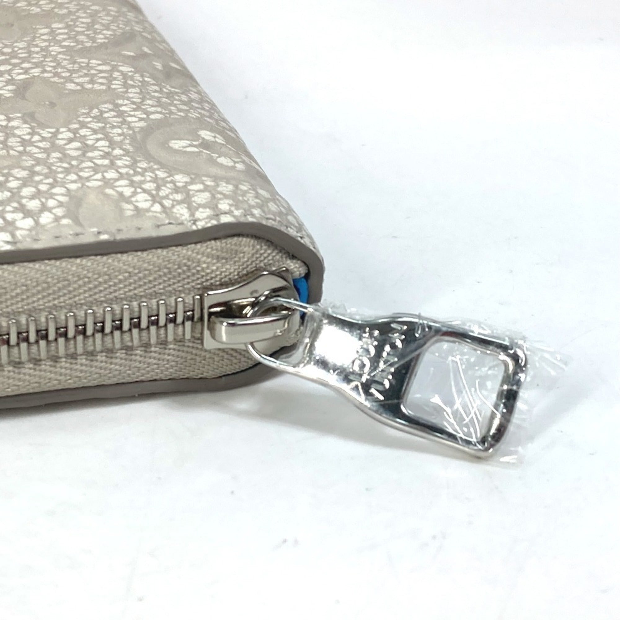 Louis Vuitton Blue Gray Leather Long Wallet (Bi-Fold) (Pre-Owned)