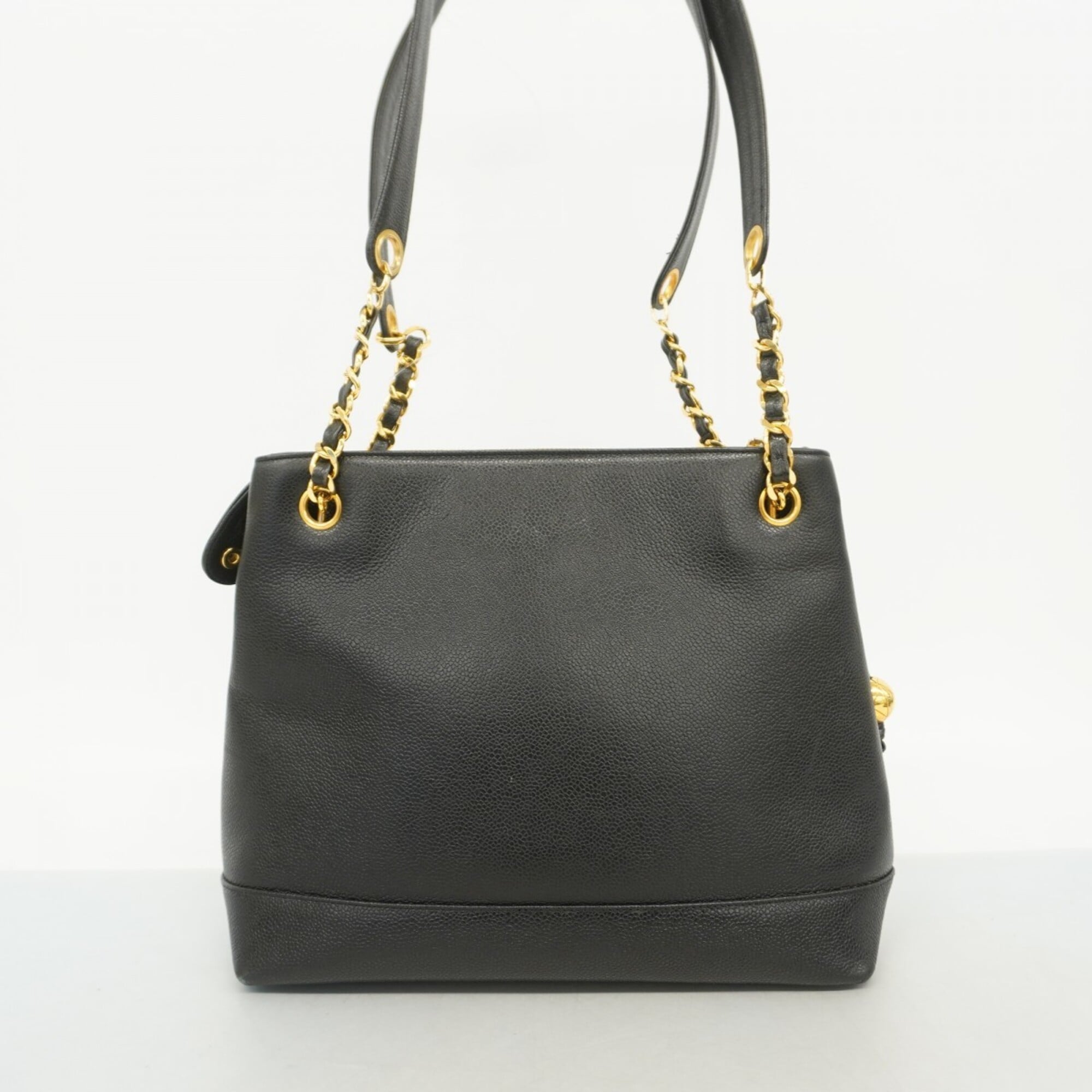 Chanel Black Grained Calfskin Shoulder Bag (Pre-Owned)