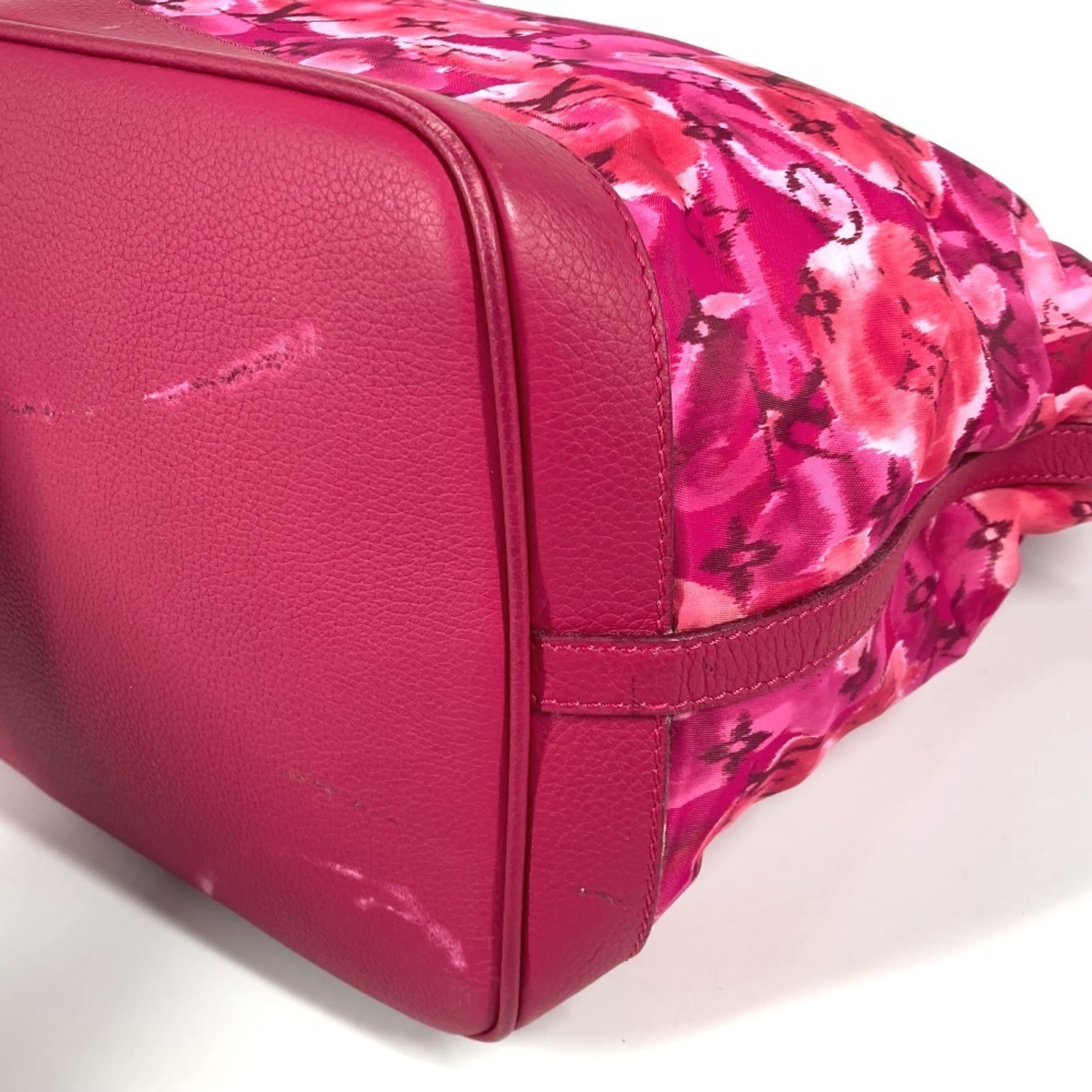 Louis Vuitton Pink Leather Nylon Shoulder Bag Tote Bag (Pre-Owned)